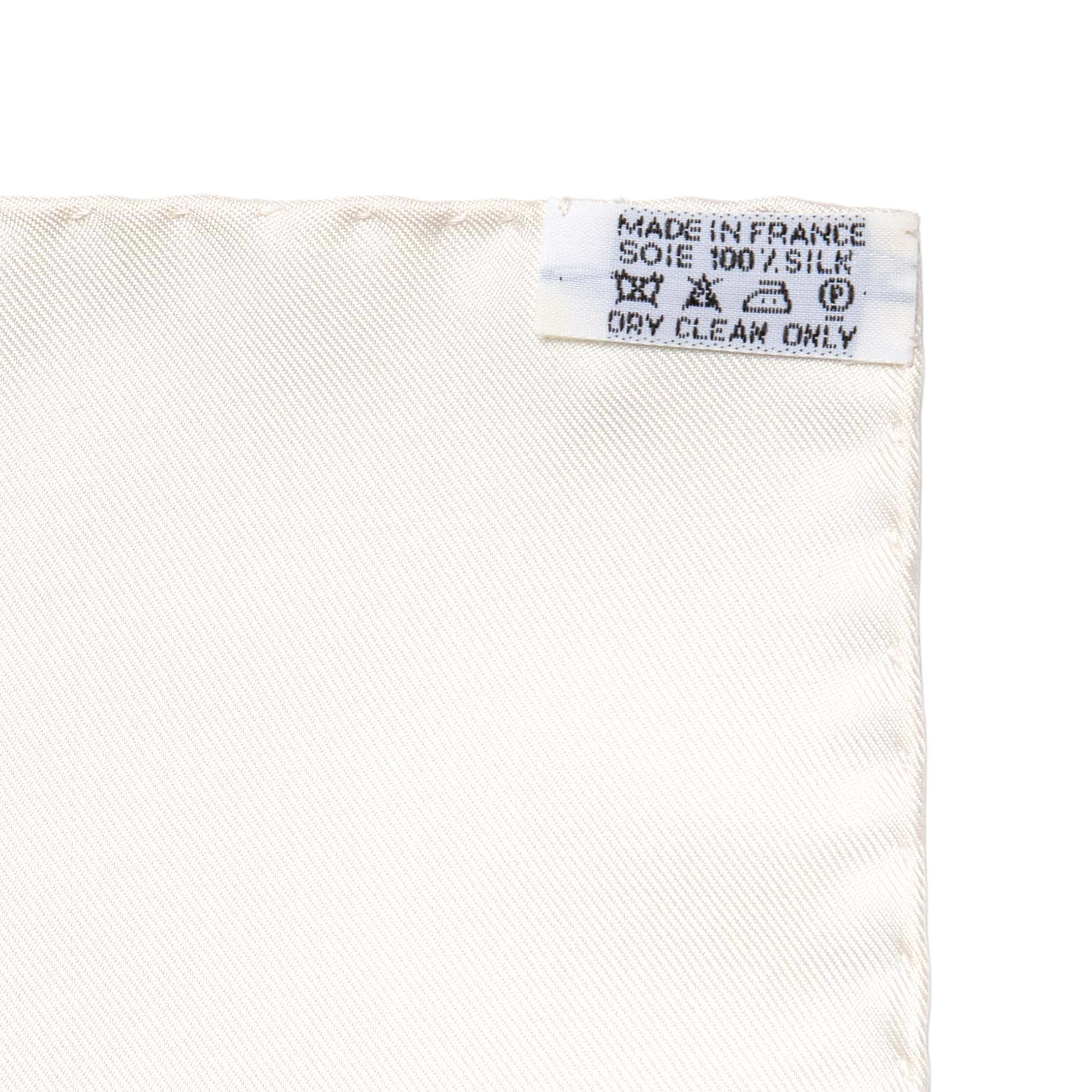 Hermes Silk Grande Roue Scarf 90 - Image 4