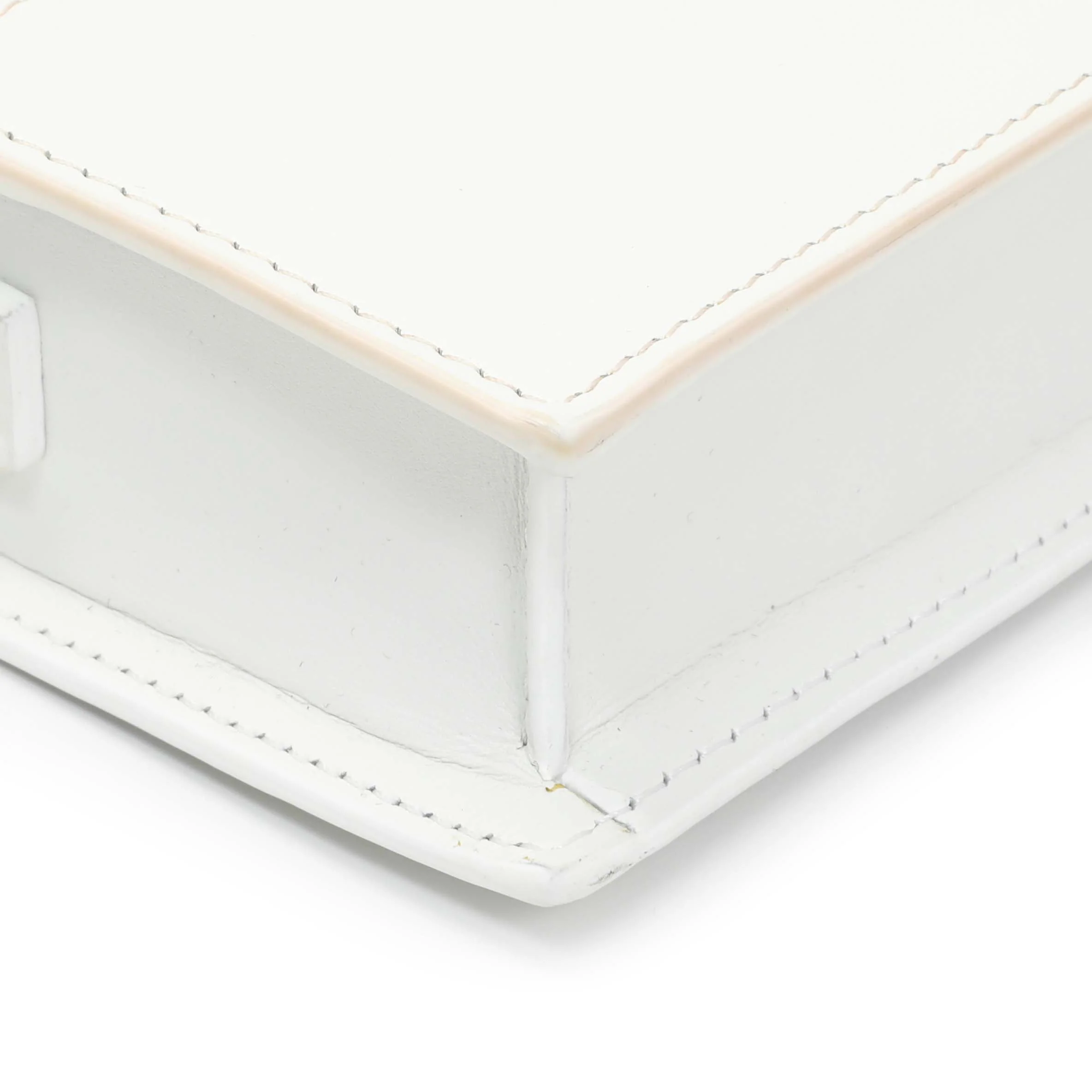 Jacquemus White Calfskin Le Ciuciu Satchel - Image 4