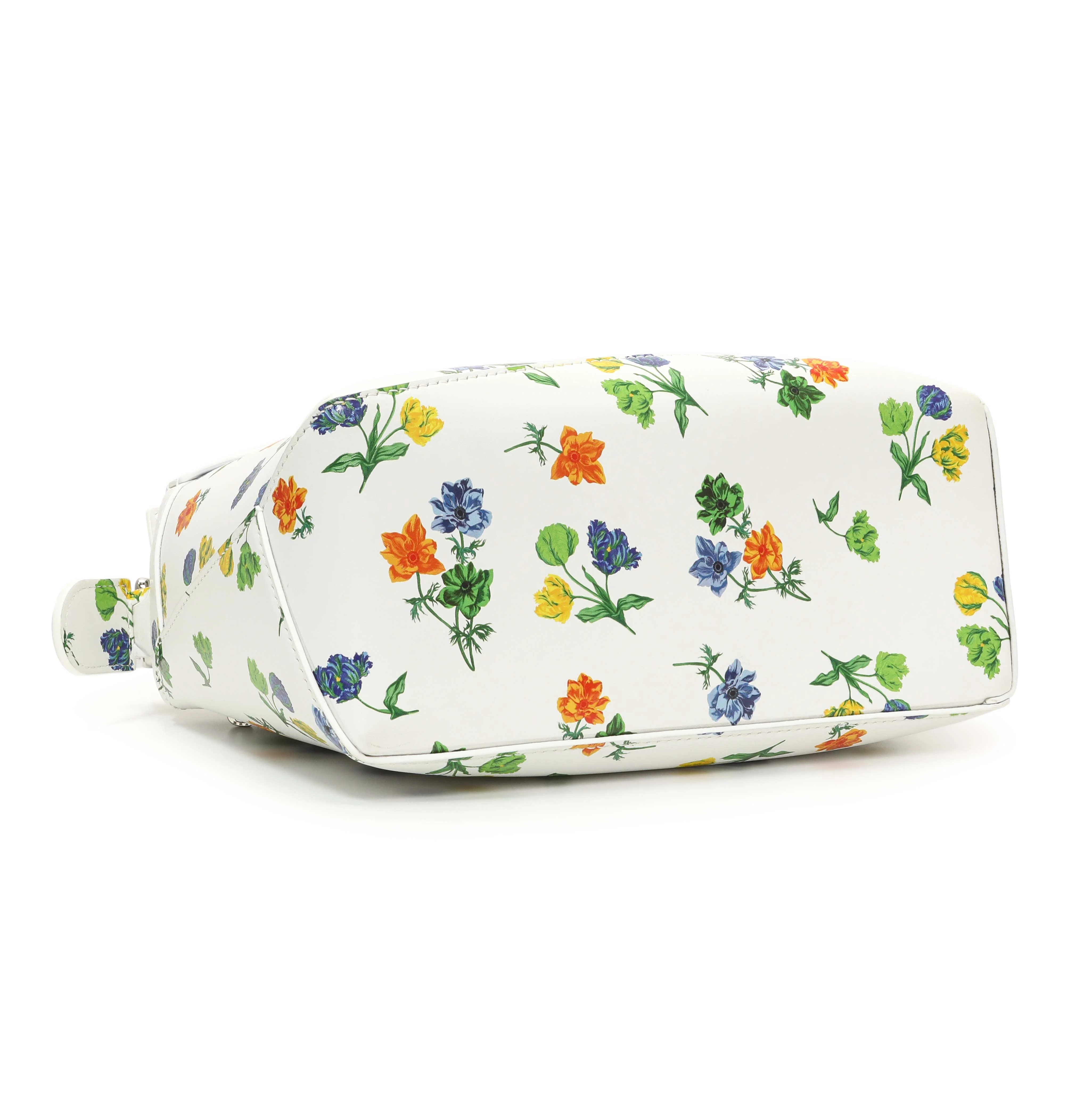 Loewe White Flower Print Calfskin Small Puzzle Edge Bag - Image 3