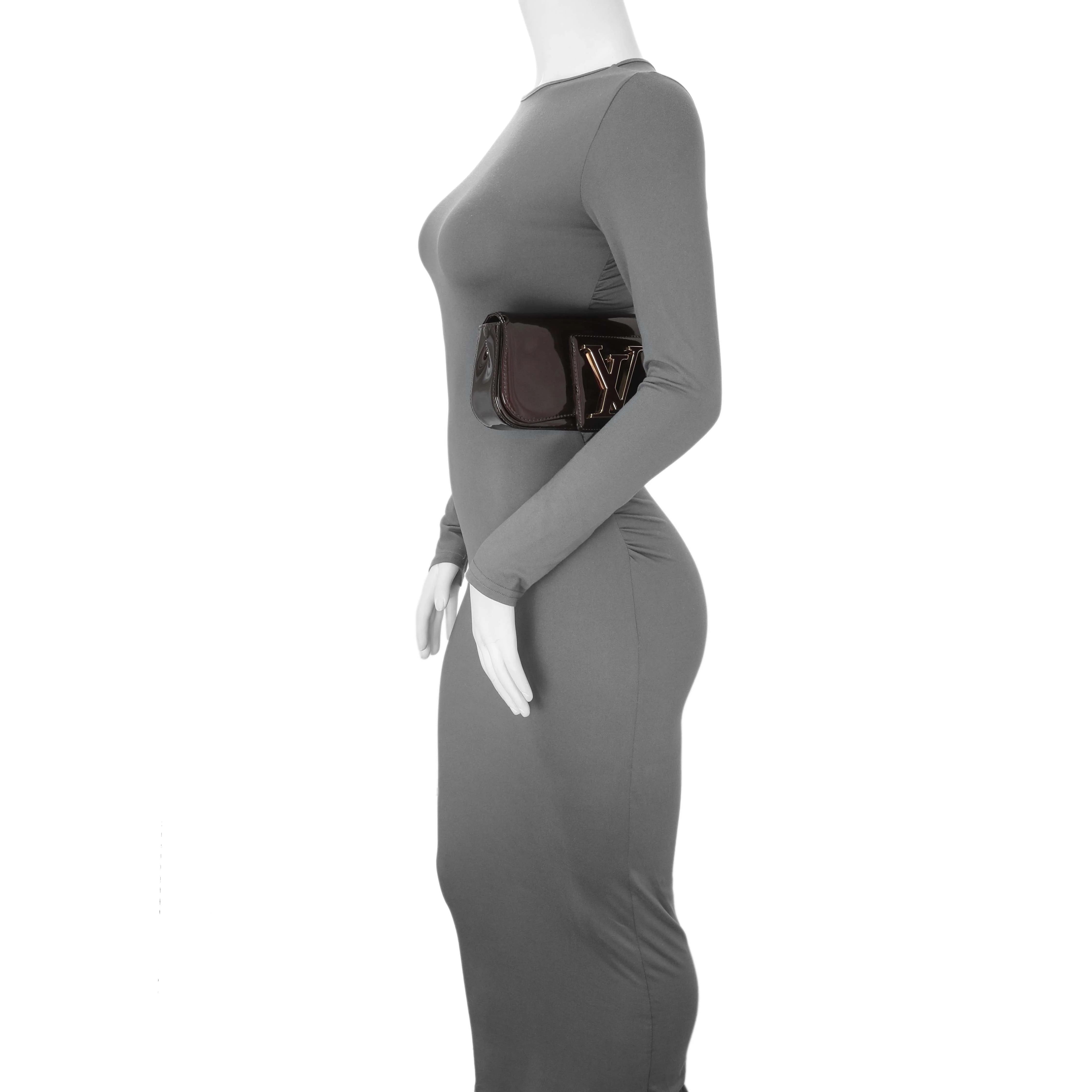 Louis Vuitton Amarante Patent Sobe Clutch - Image 7