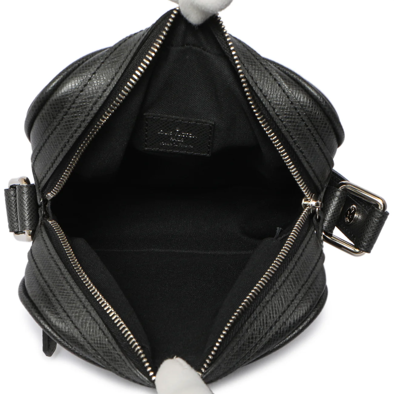 Louis Vuitton Ardoise Taiga Dimitri Messenger - Image 5