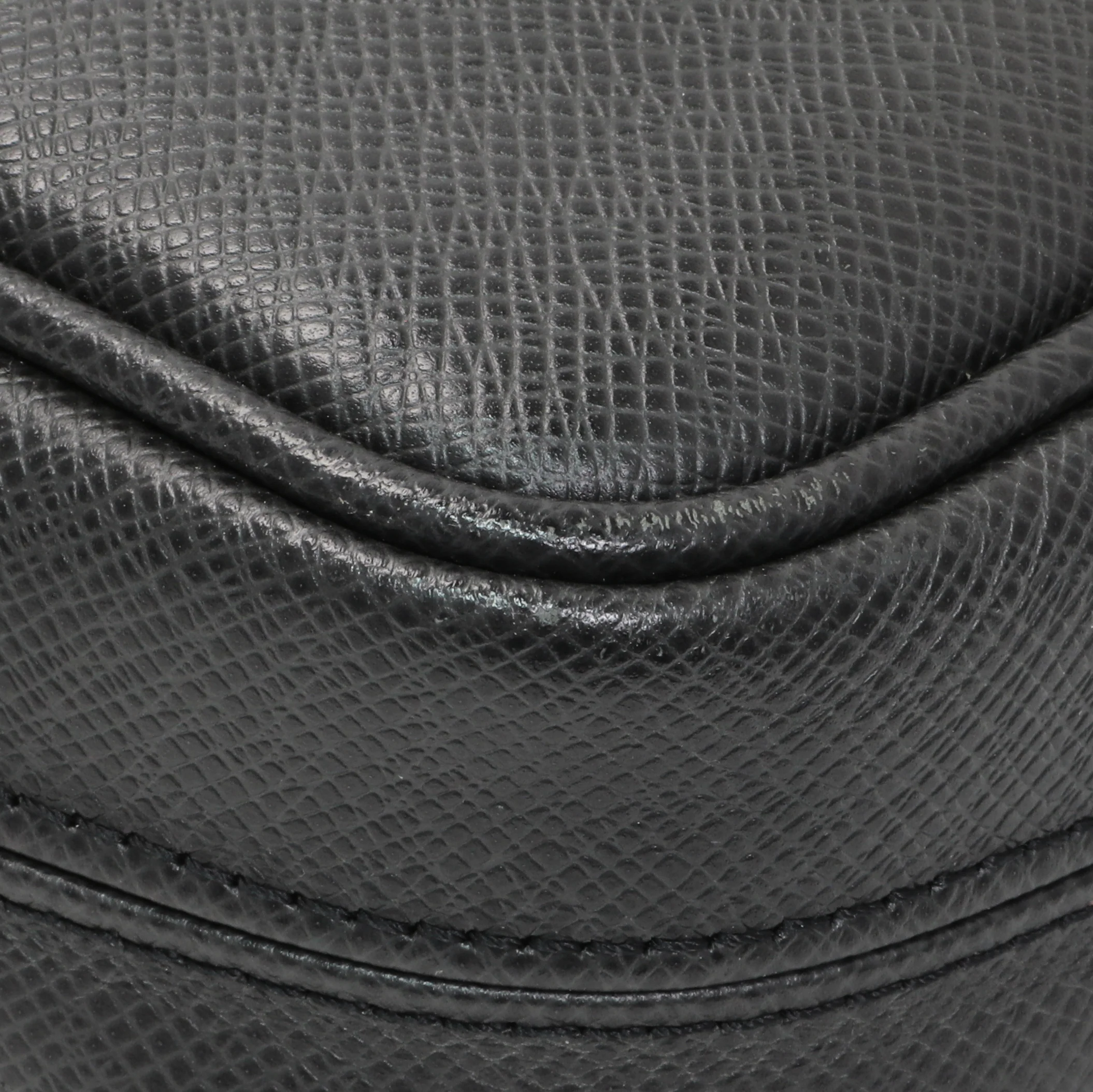 Louis Vuitton Ardoise Taiga Dimitri Messenger - Image 6