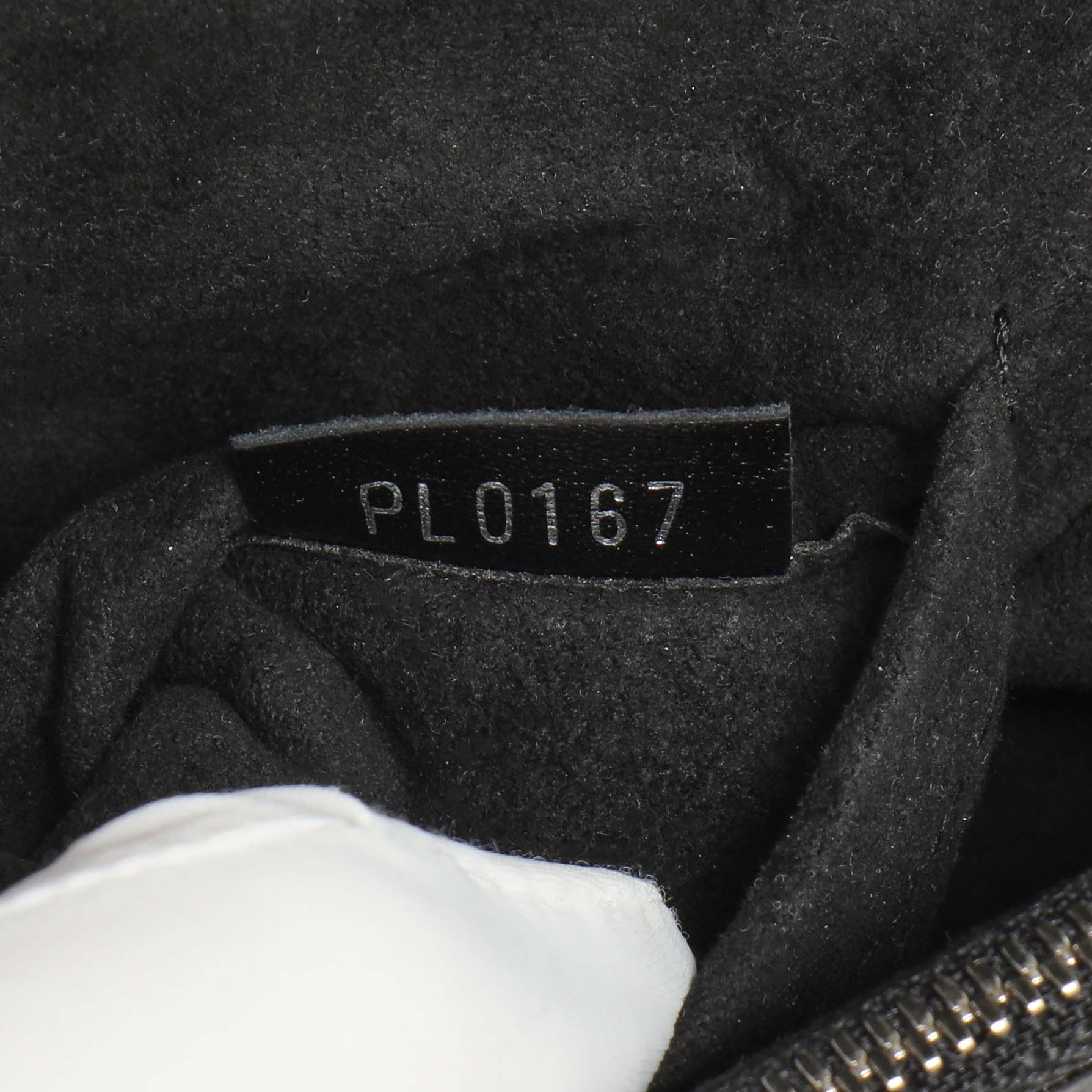 Louis Vuitton Black Calfskin Monogram Chain It PM - Image 6