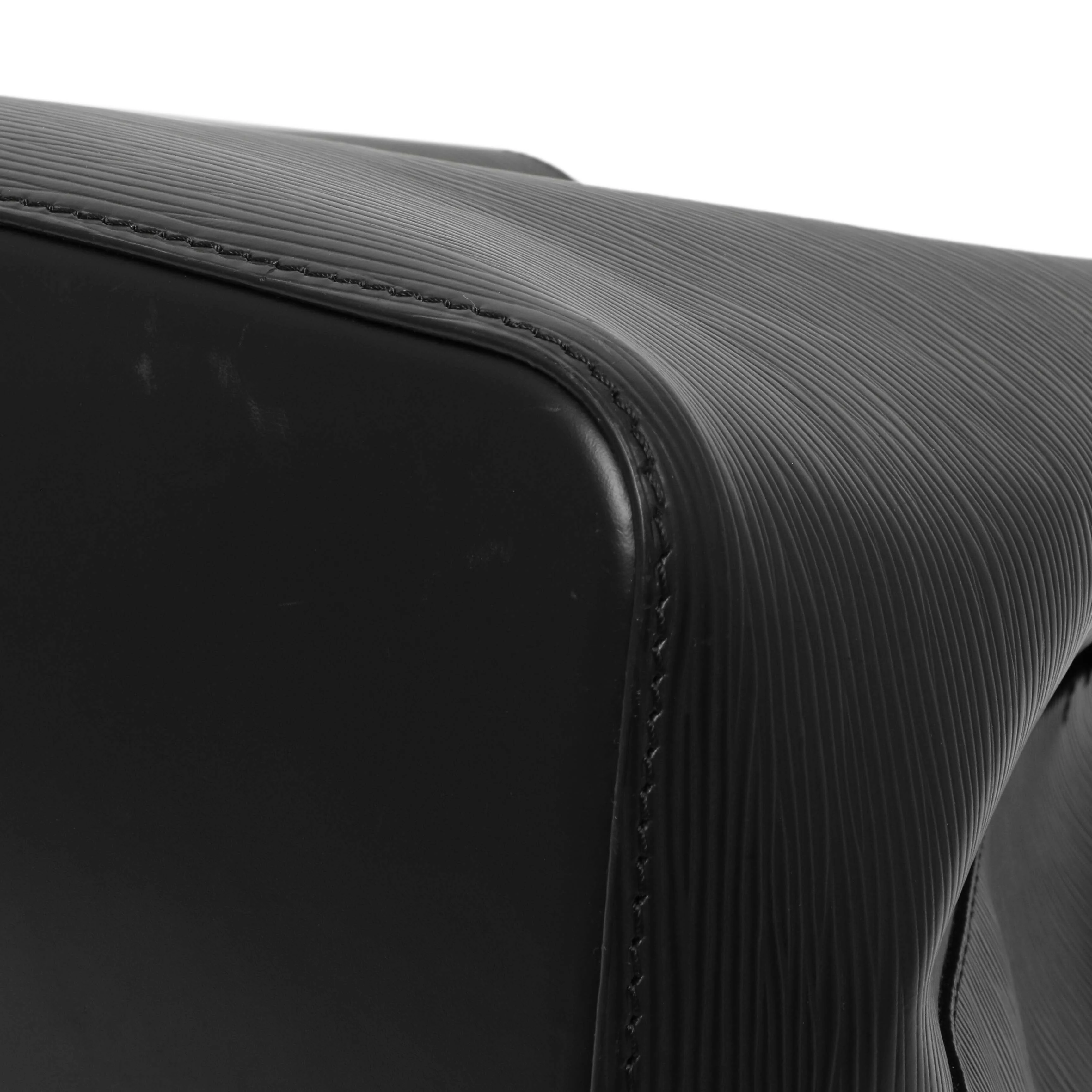 Louis Vuitton Black Epi NeoNoe - Image 7