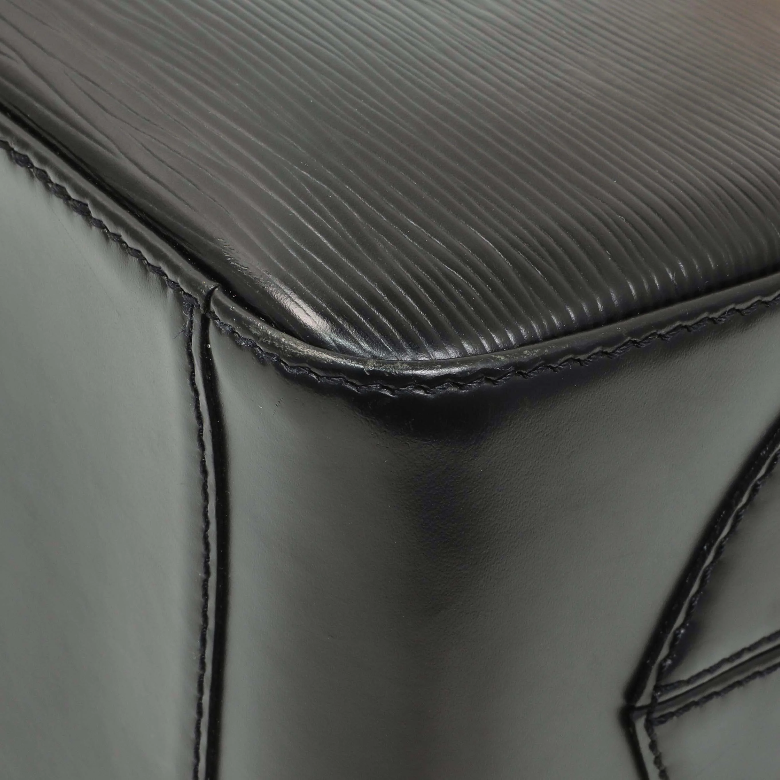 Louis Vuitton Black Epi Sablons - Image 7