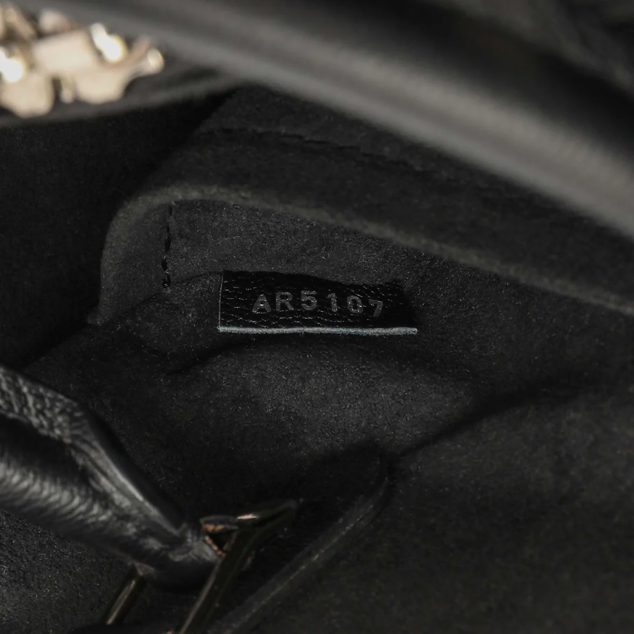 Louis Vuitton Black Epi Twist Tote - Image 6
