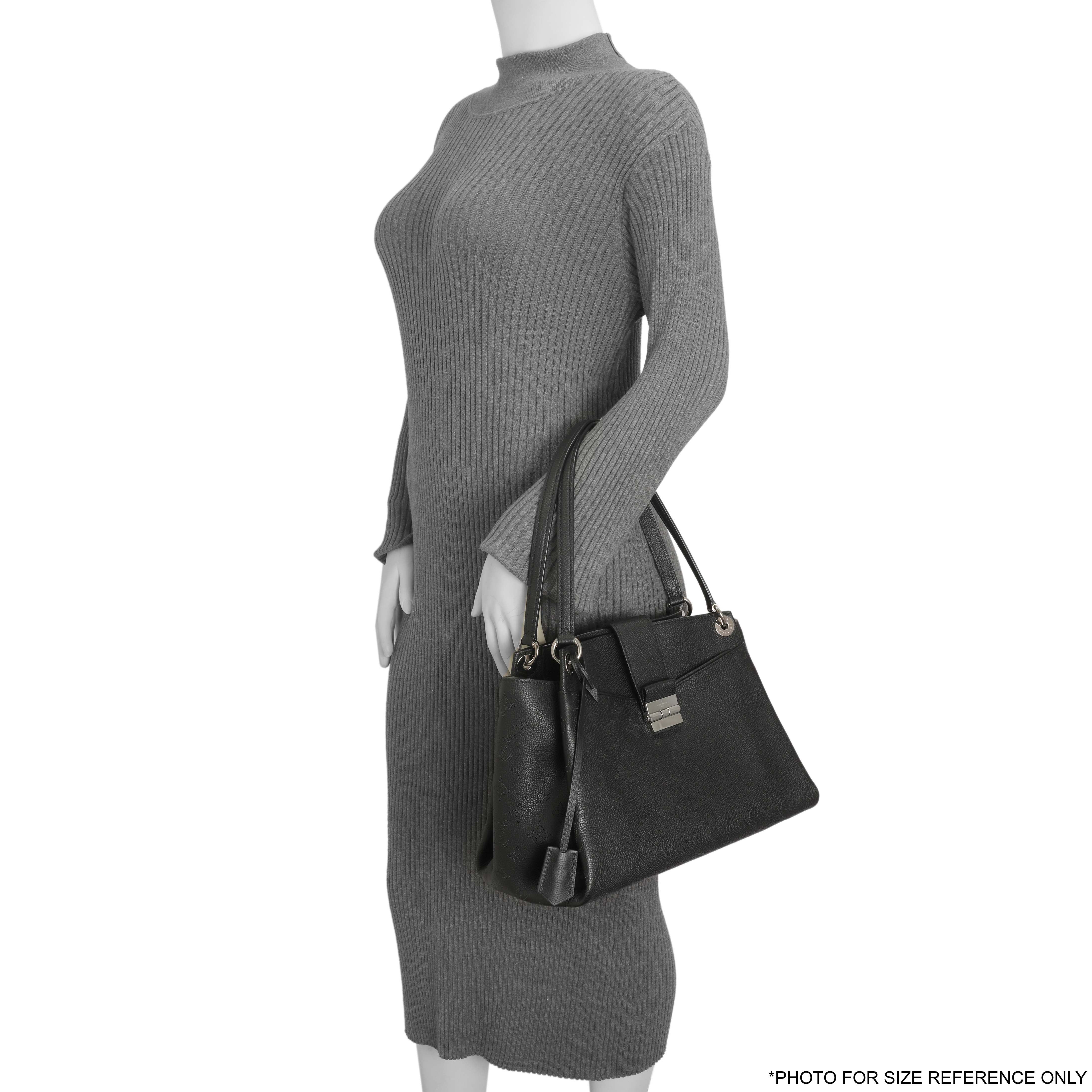 Louis Vuitton Black Mahina Calfskin Sevres - Image 9