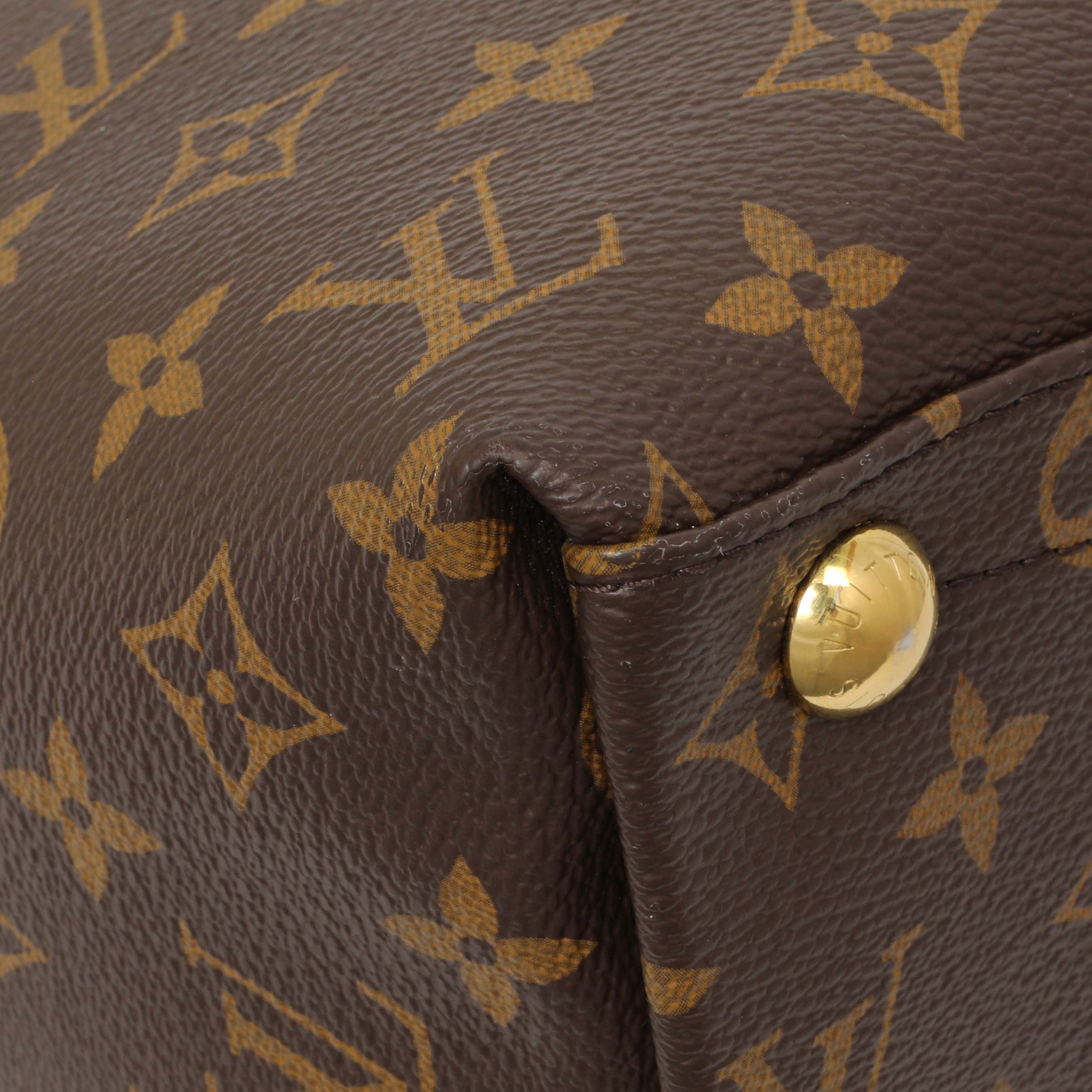 Louis Vuitton Black Monogram V Tote MM - Image 4