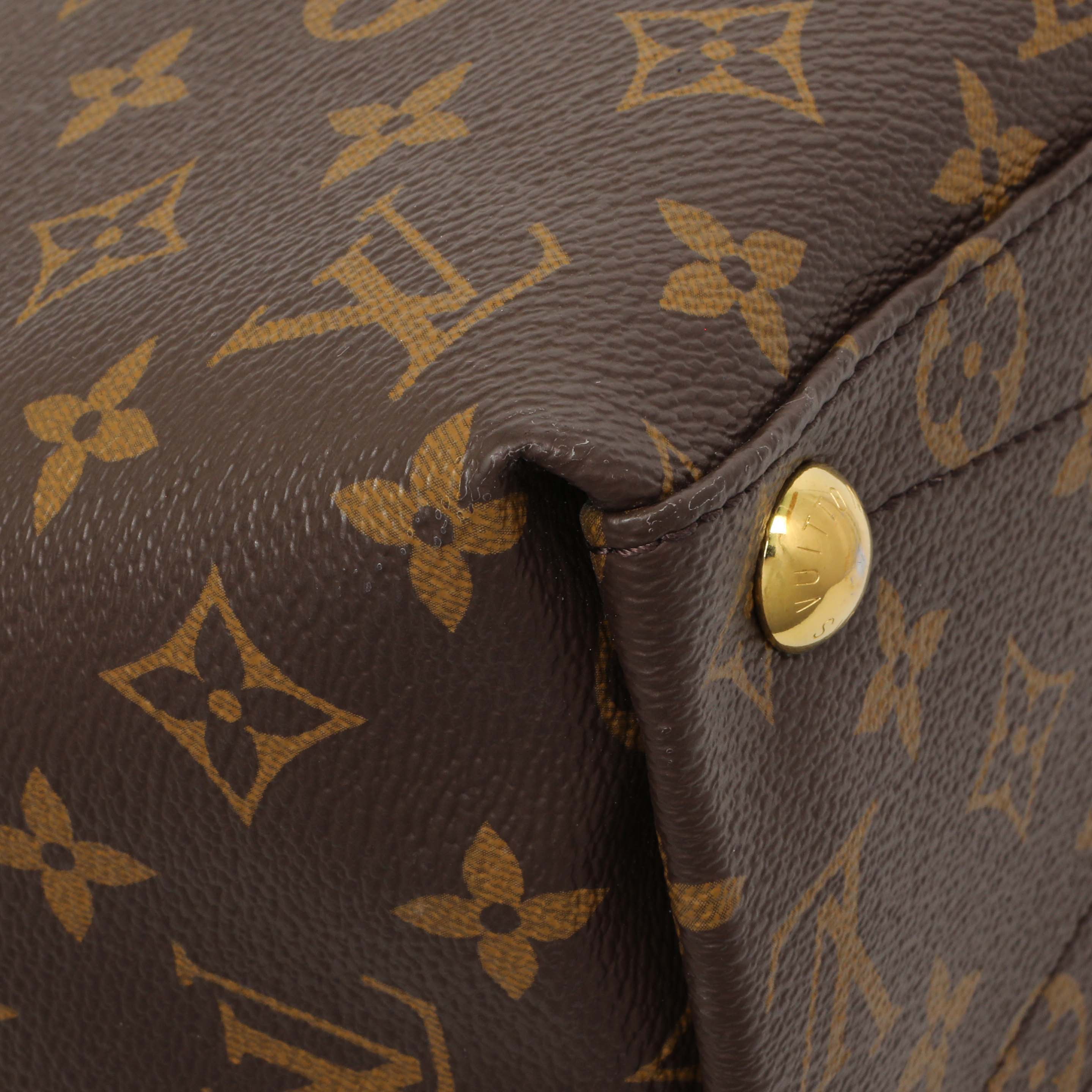 Louis Vuitton Black Monogram V Tote MM - Image 6