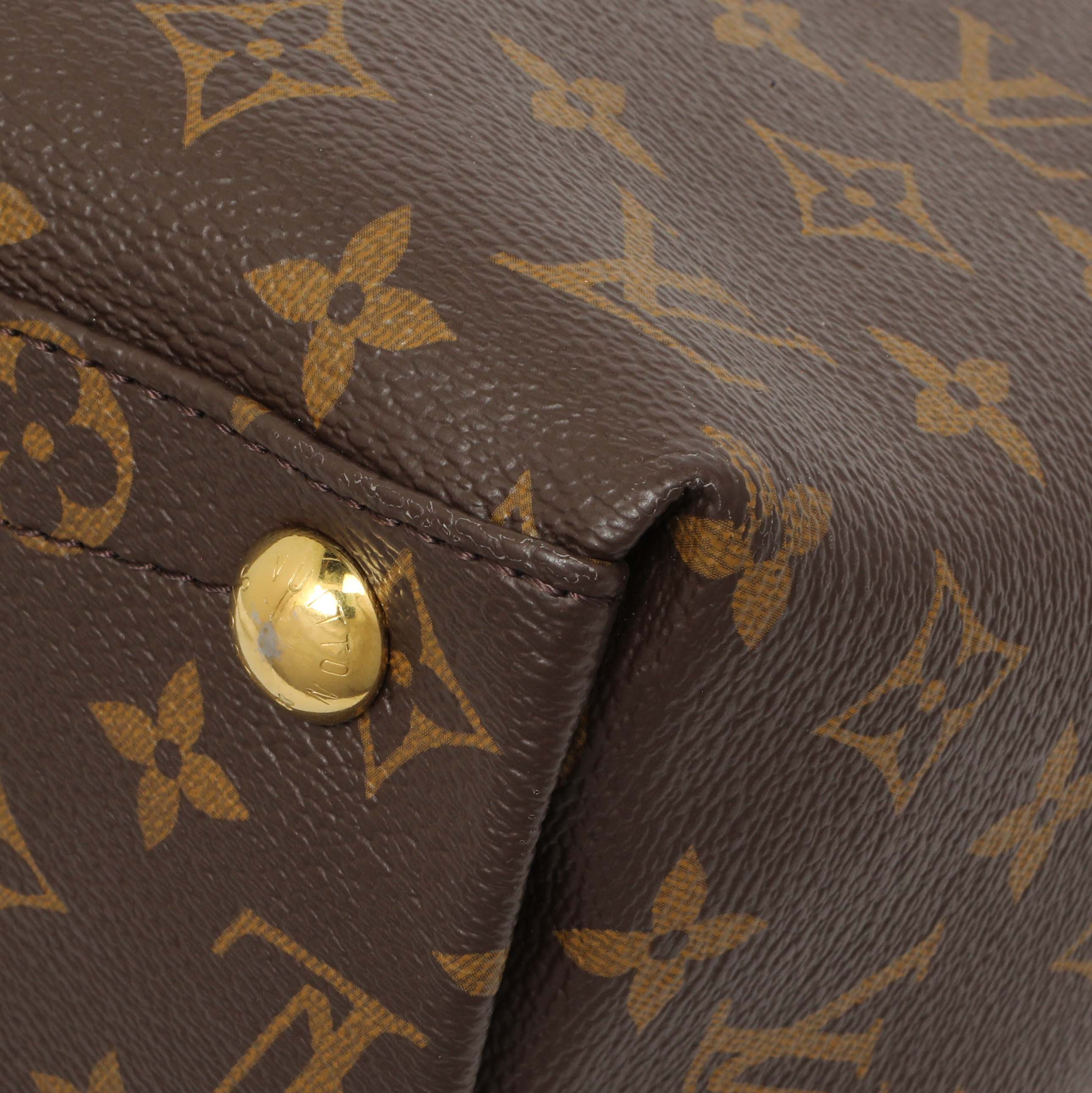 Louis Vuitton Black Monogram V Tote MM - Image 7