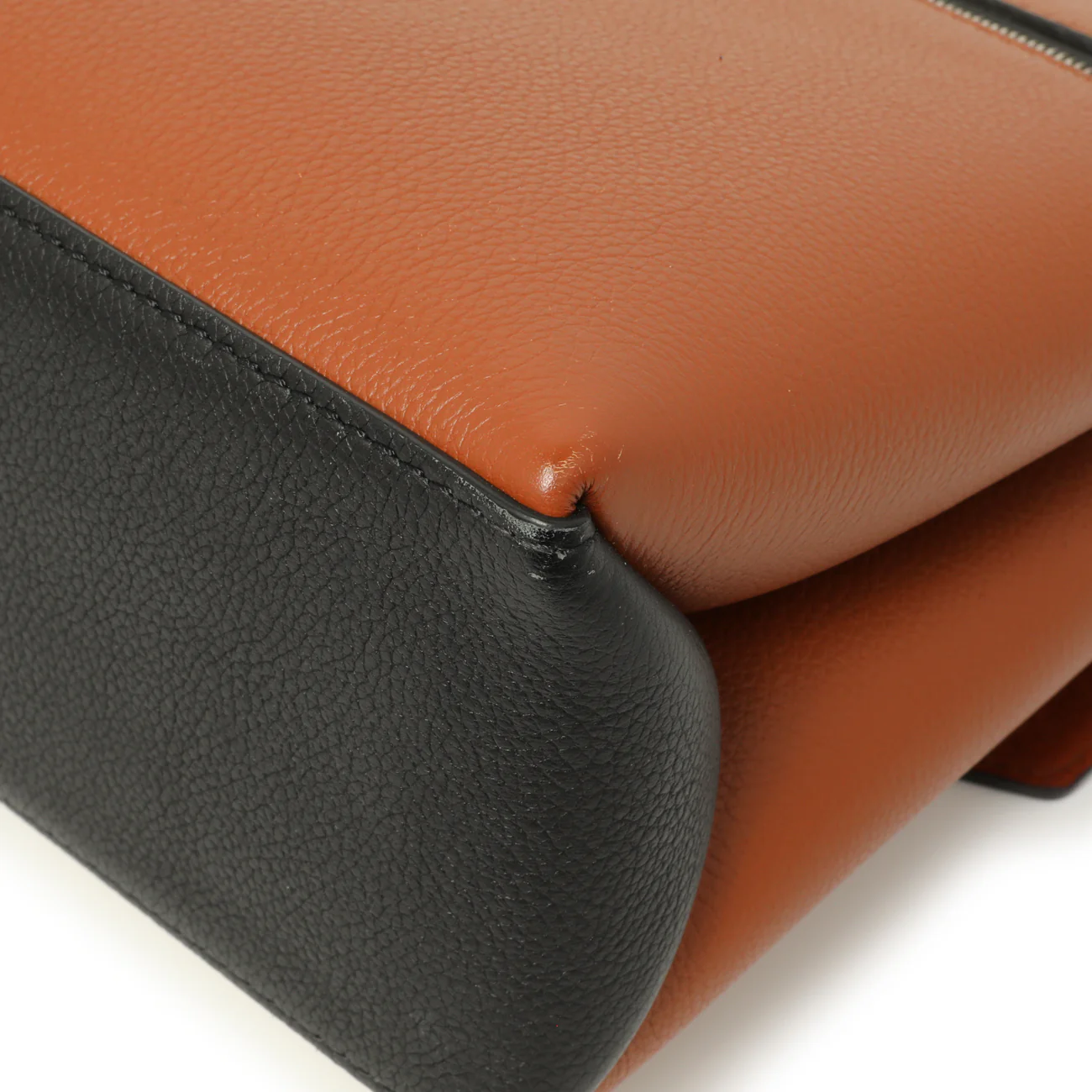 Louis Vuitton Caramel Creme Black Soft Calfskin My Lockme Top Handle - Image 7