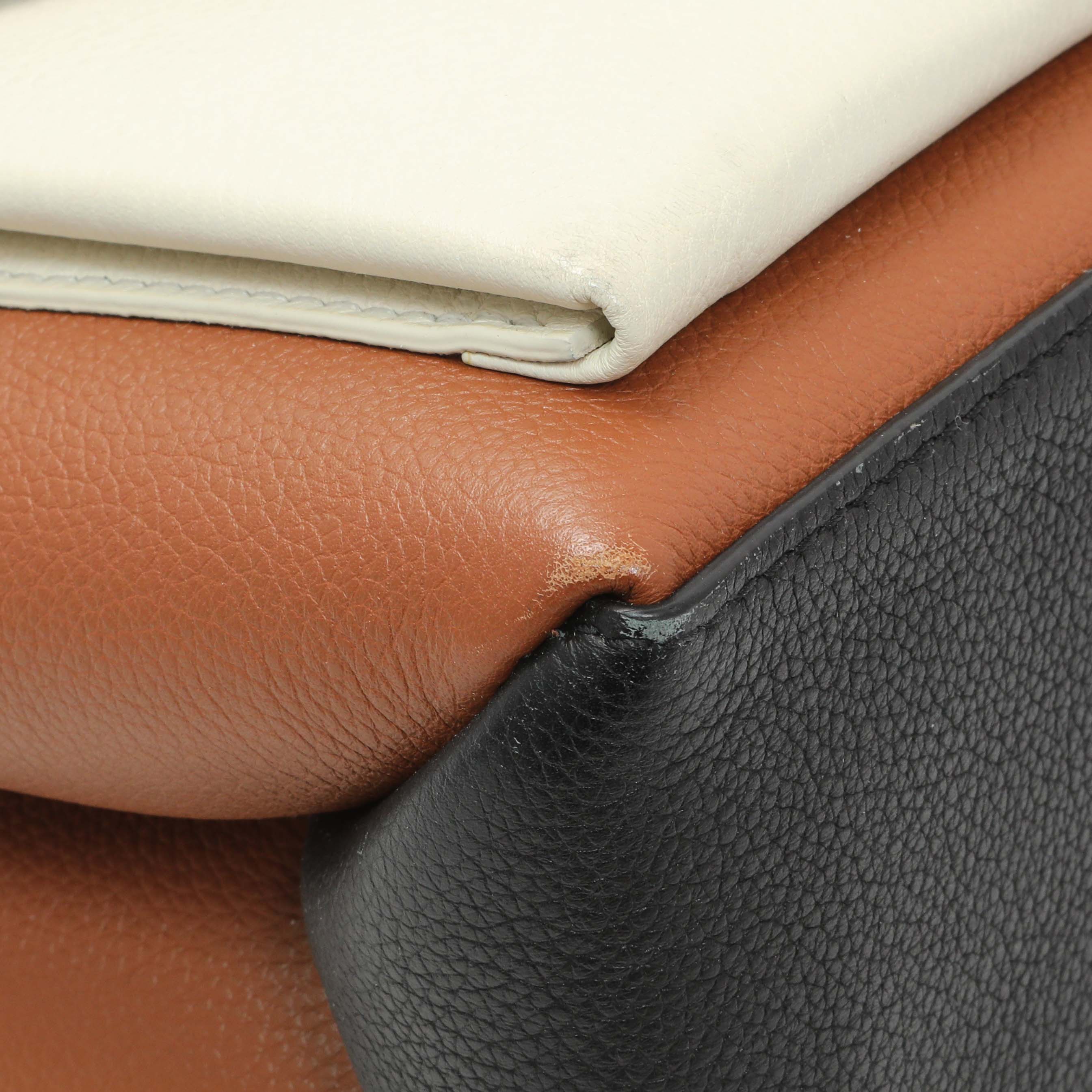 Louis Vuitton Caramel Creme Black Soft Calfskin My Lockme Top Handle - Image 4
