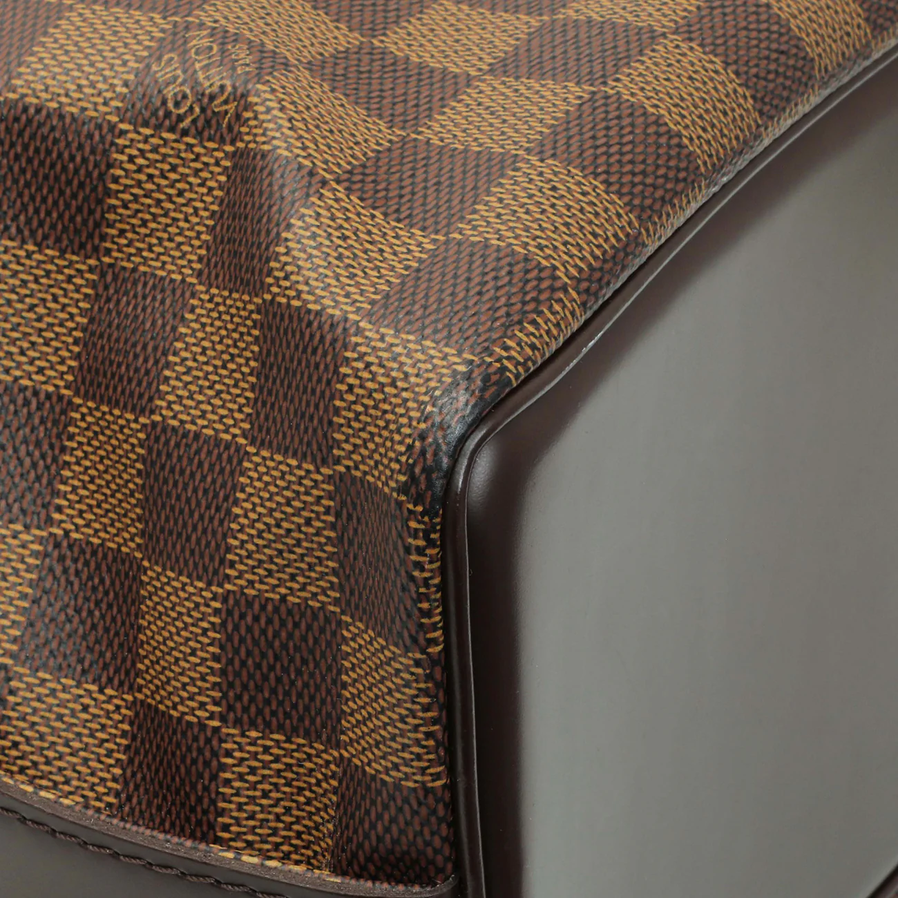 Louis Vuitton Damier Ebene Chelsea Tote - Image 4