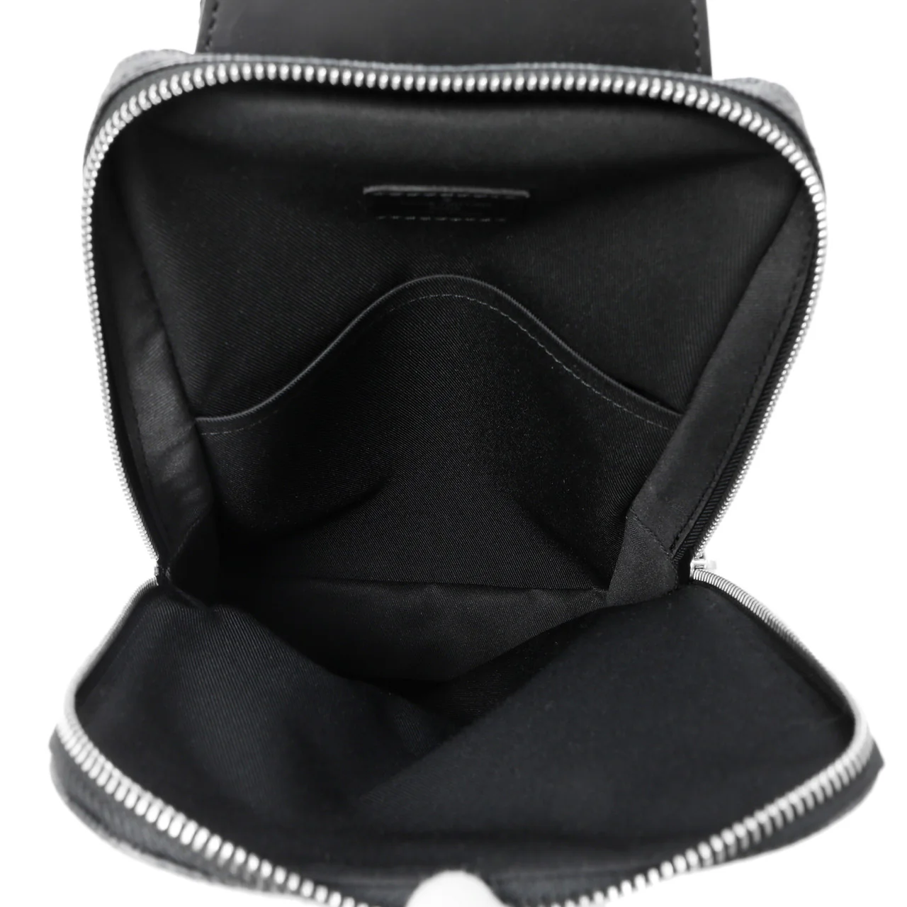 Louis Vuitton Damier Graphite Avenue Slingbag - Image 6