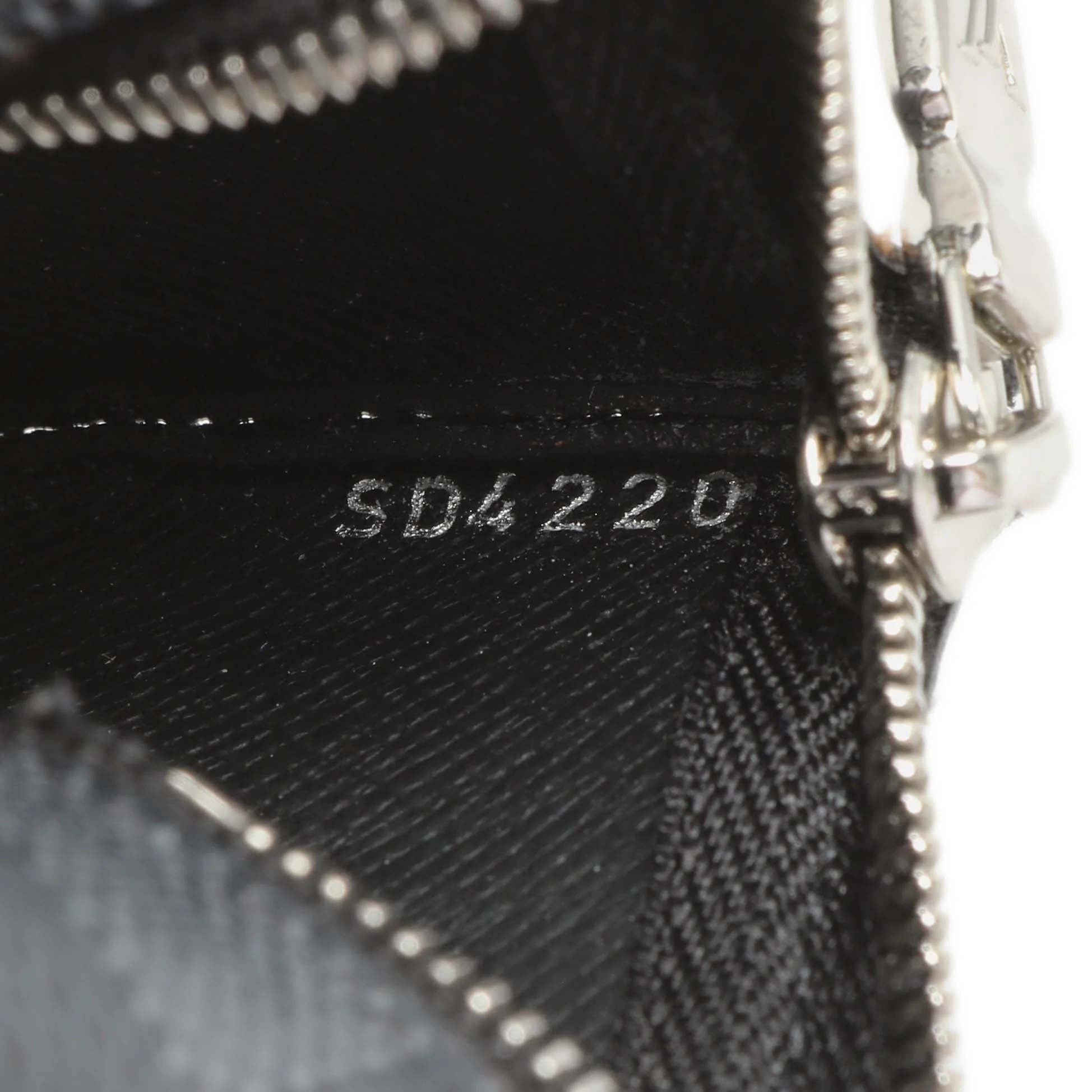 Louis Vuitton Damier Graphite Key Pouch - Image 6