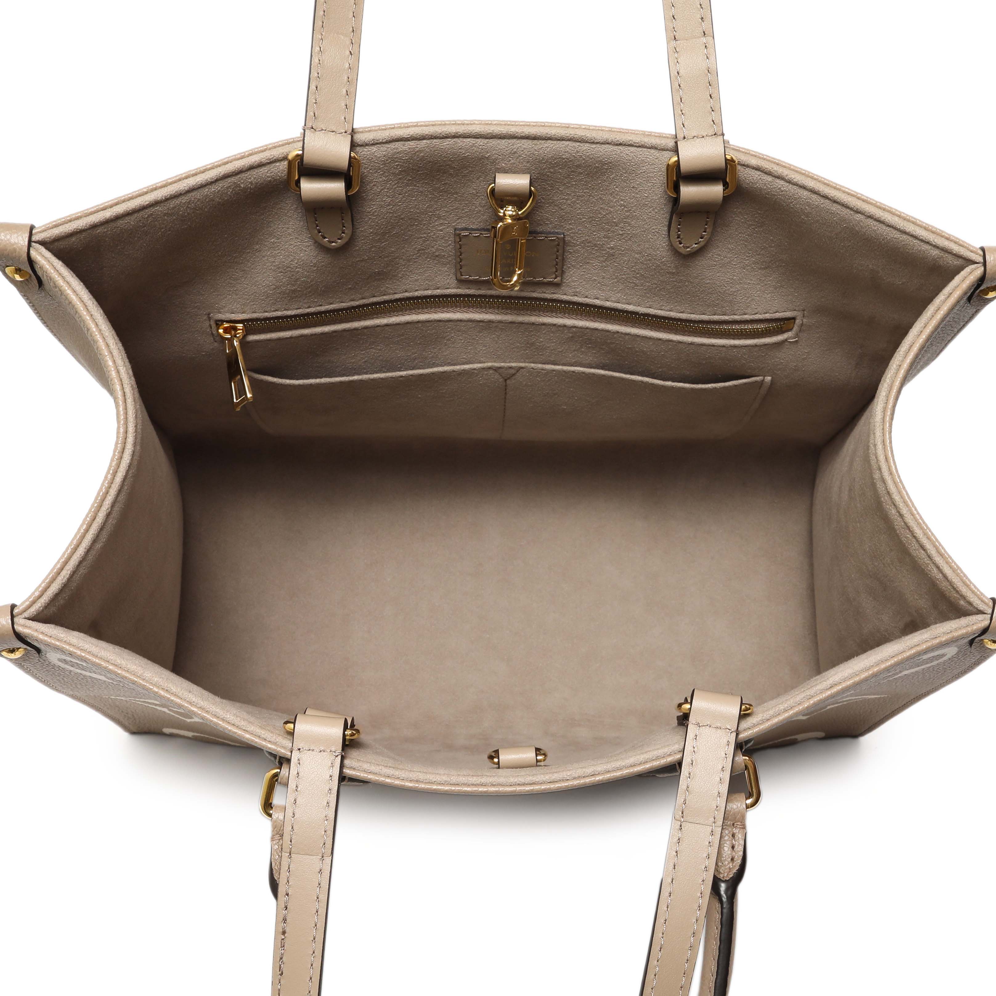 Louis Vuitton Empreinte Monogram Giant Onthego MM - Image 4