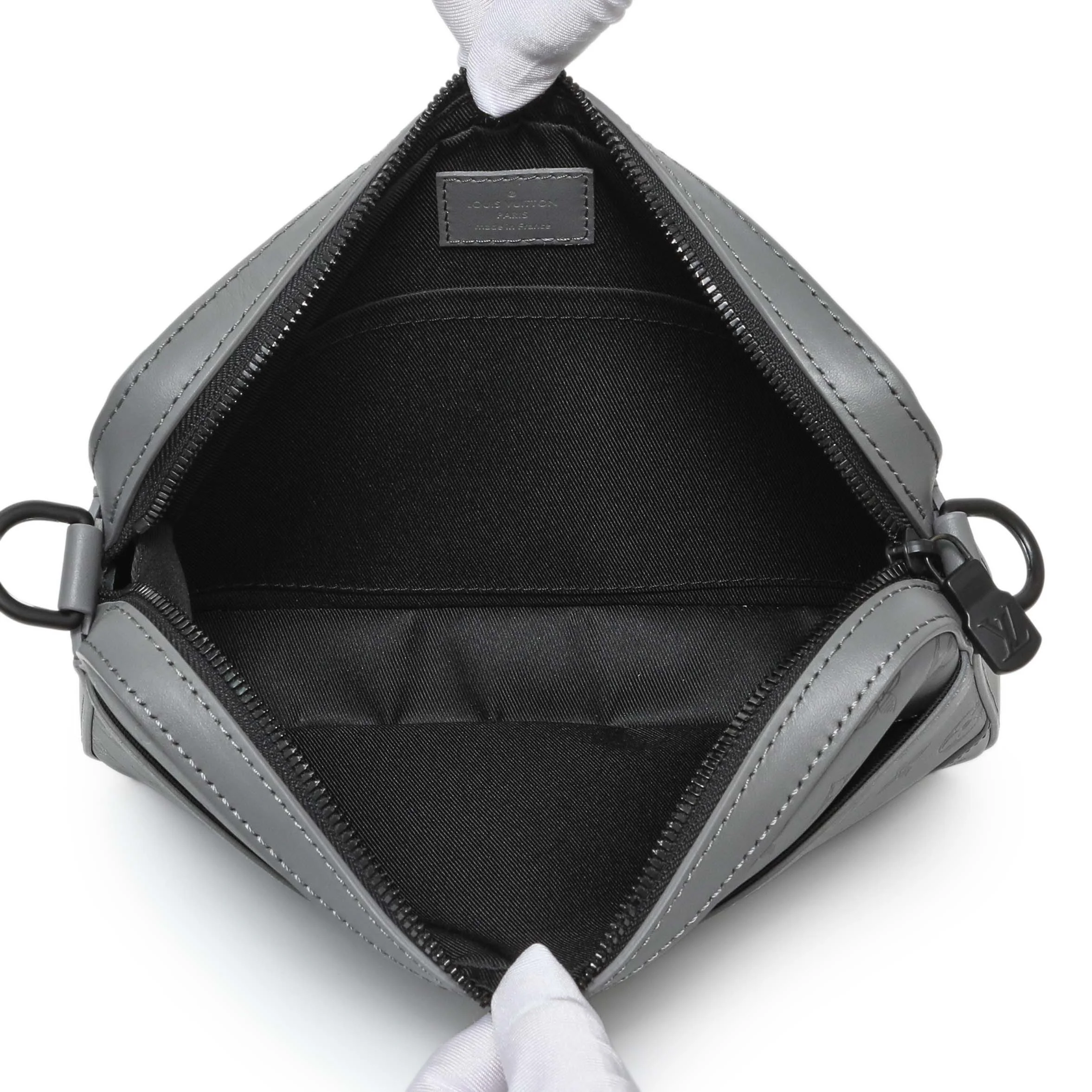Louis Vuitton Grey Calfskin Monogram Shadow Duo Messenger - Image 4