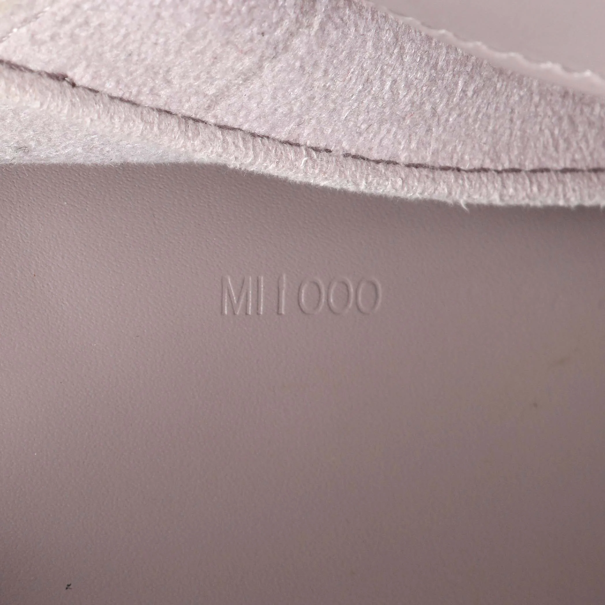 Louis Vuitton Lilac Epi Pont-Neuf PM - Image 10