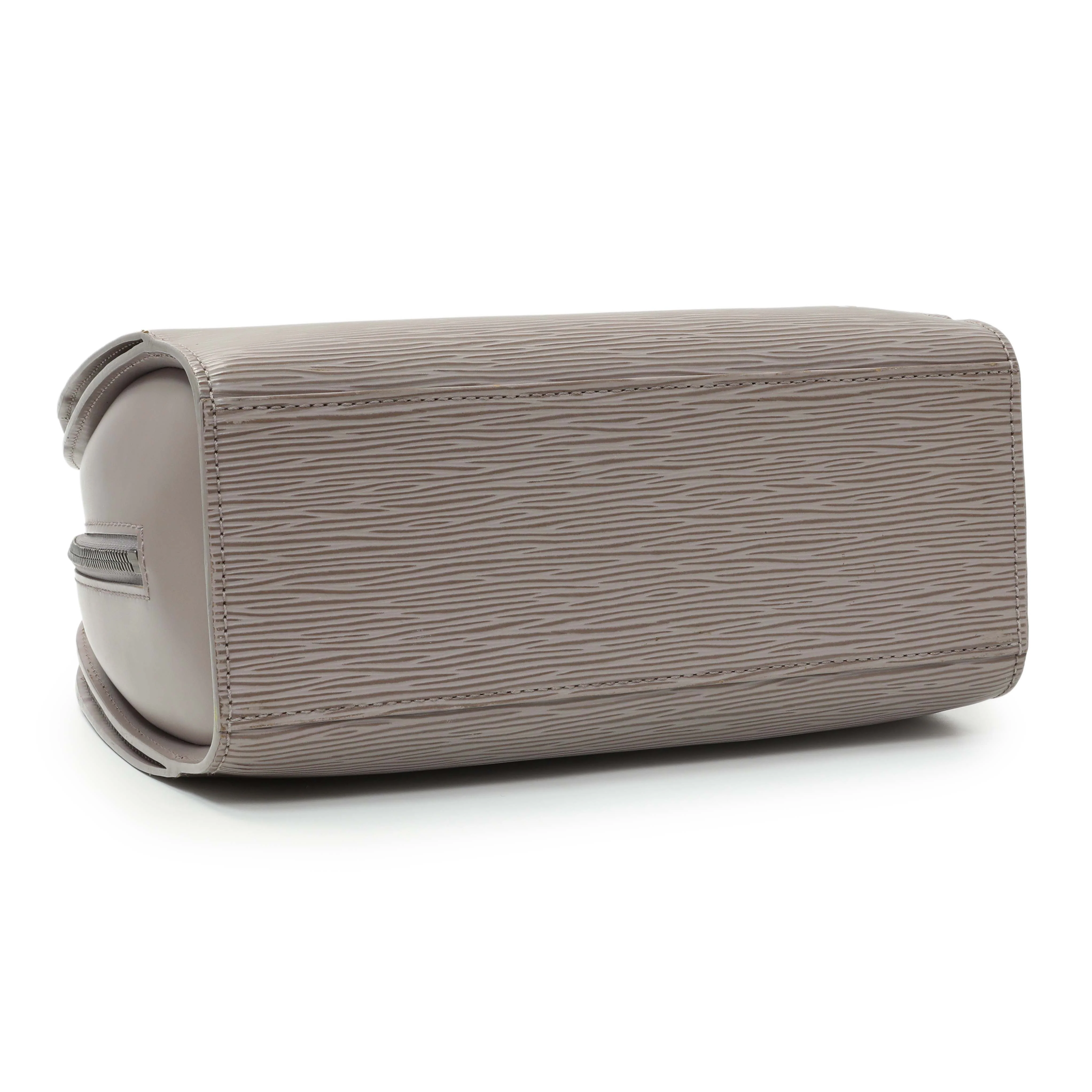 Louis Vuitton Lilac Epi Pont-Neuf PM - Image 3