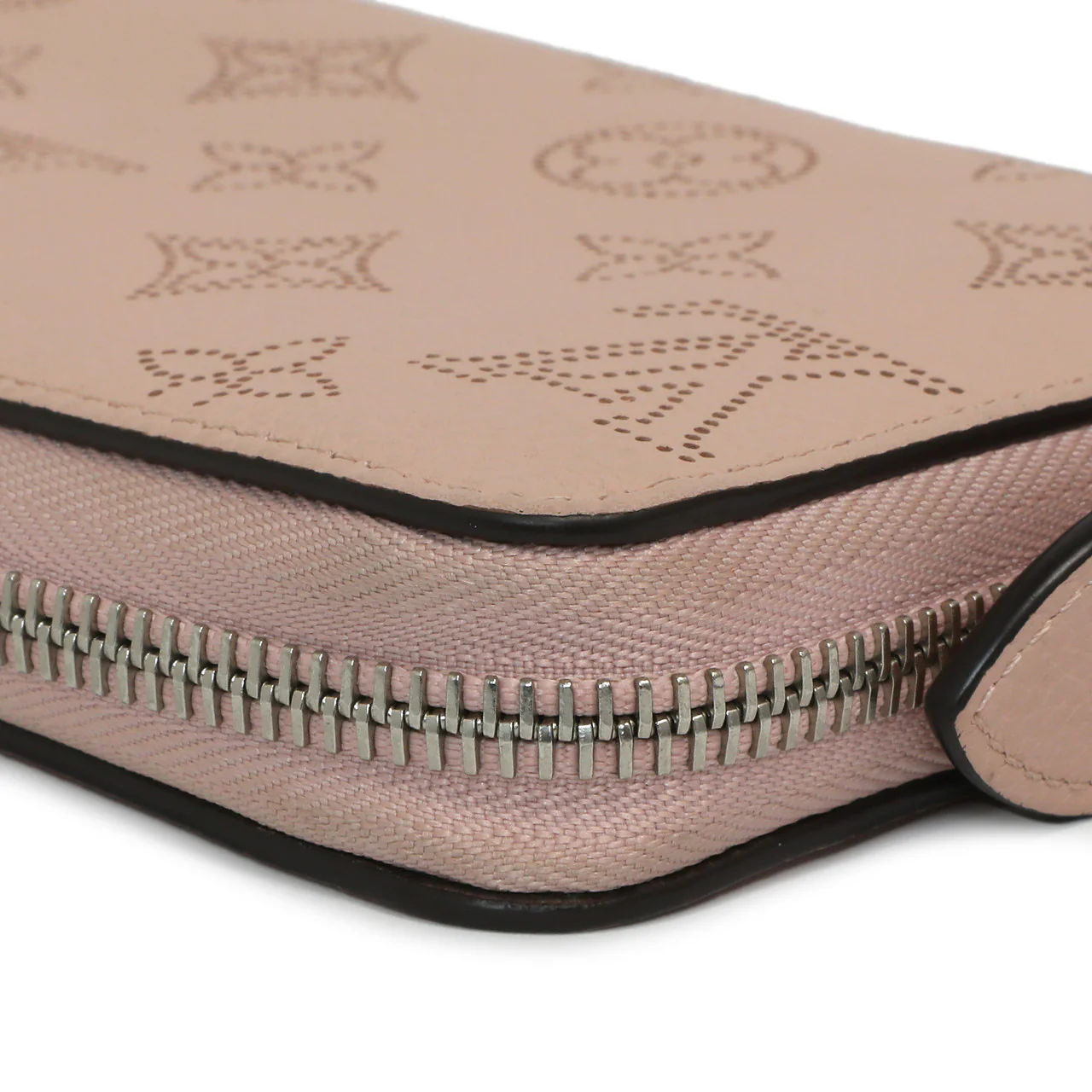 Louis Vuitton Magnolia Mahina Zippy Wallet - Image 9