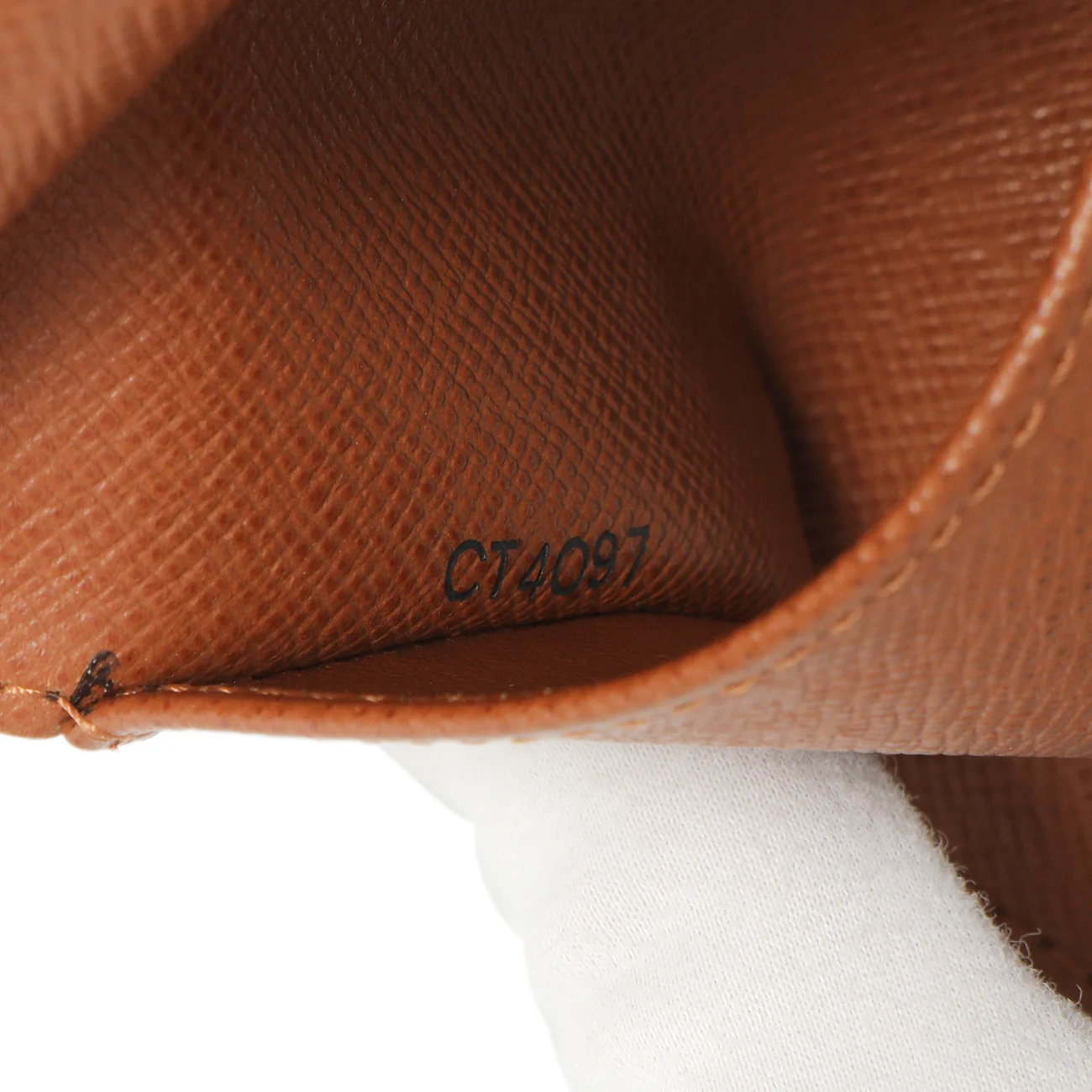 Louis Vuitton Monogram 6 Key Holder - Image 7