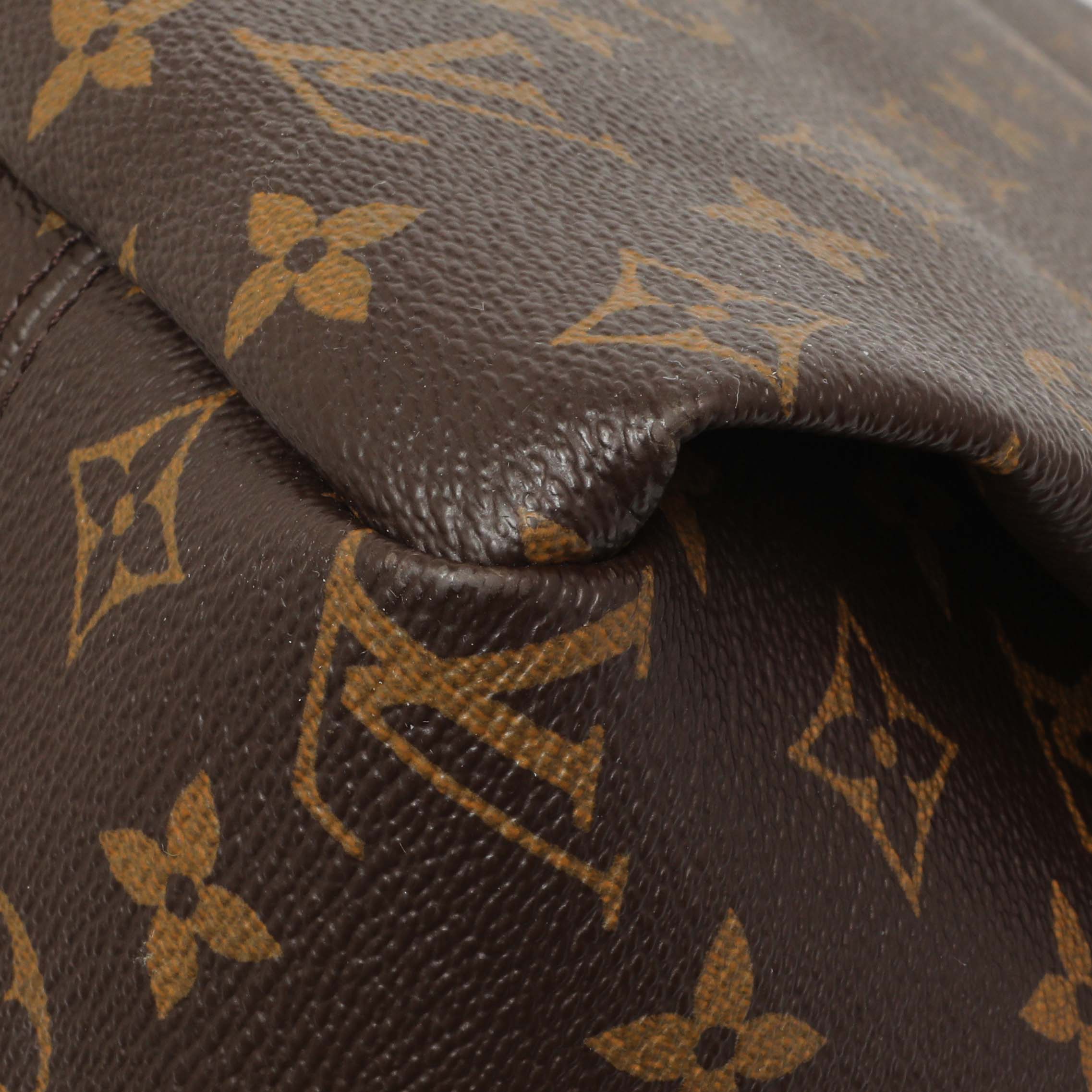 Louis Vuitton Monogram Artsy MM - Image 7