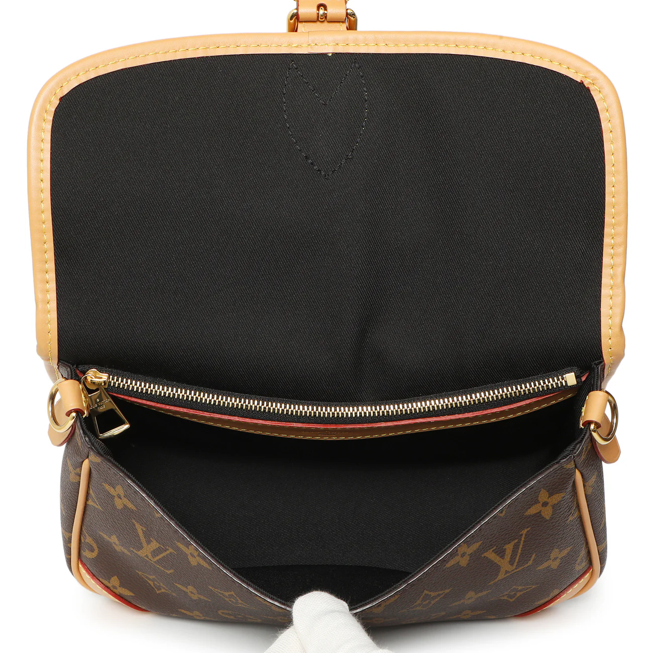 Louis Vuitton Monogram Diane - Image 8