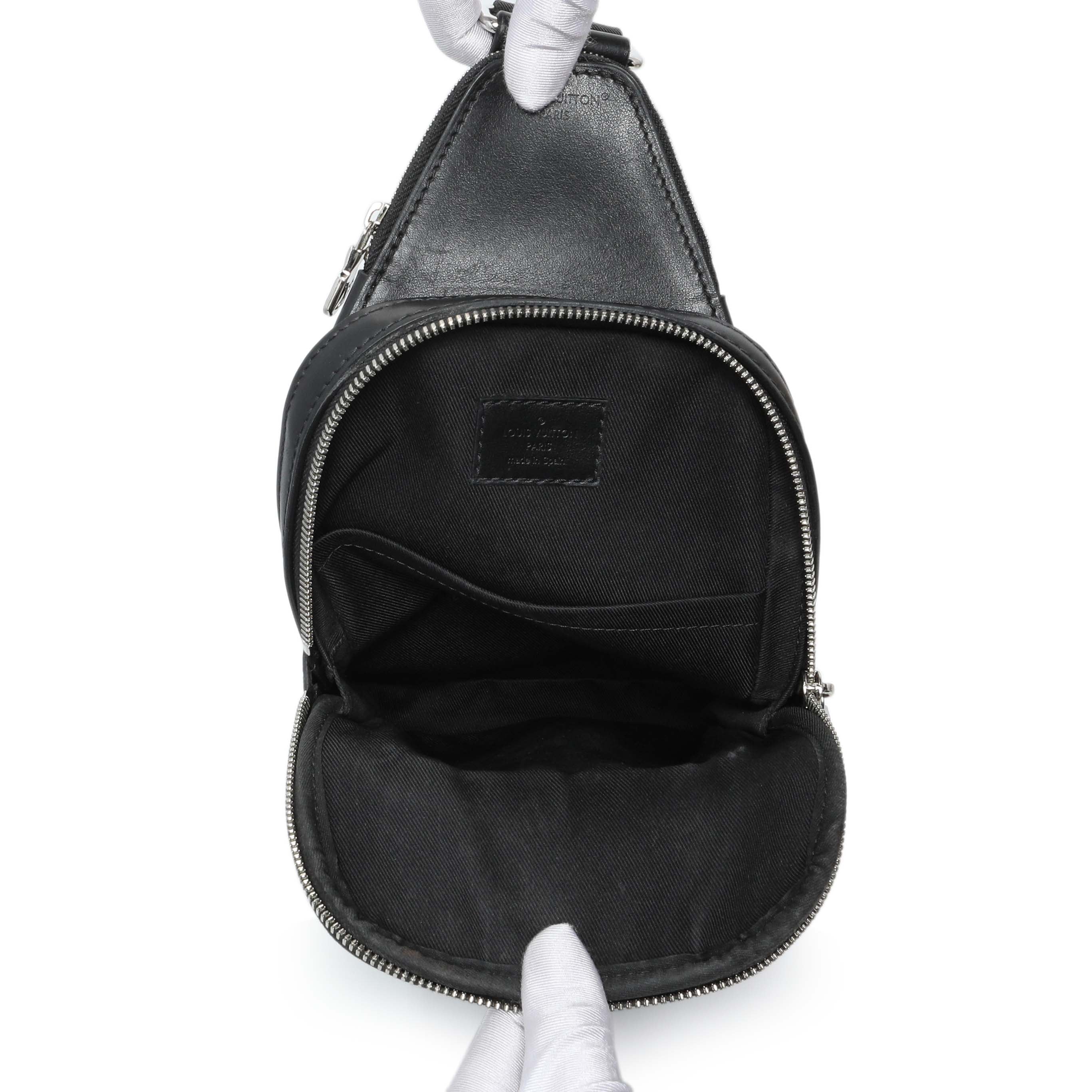 Louis Vuitton Monogram Eclipse Avenue Slingbag PM - Image 6