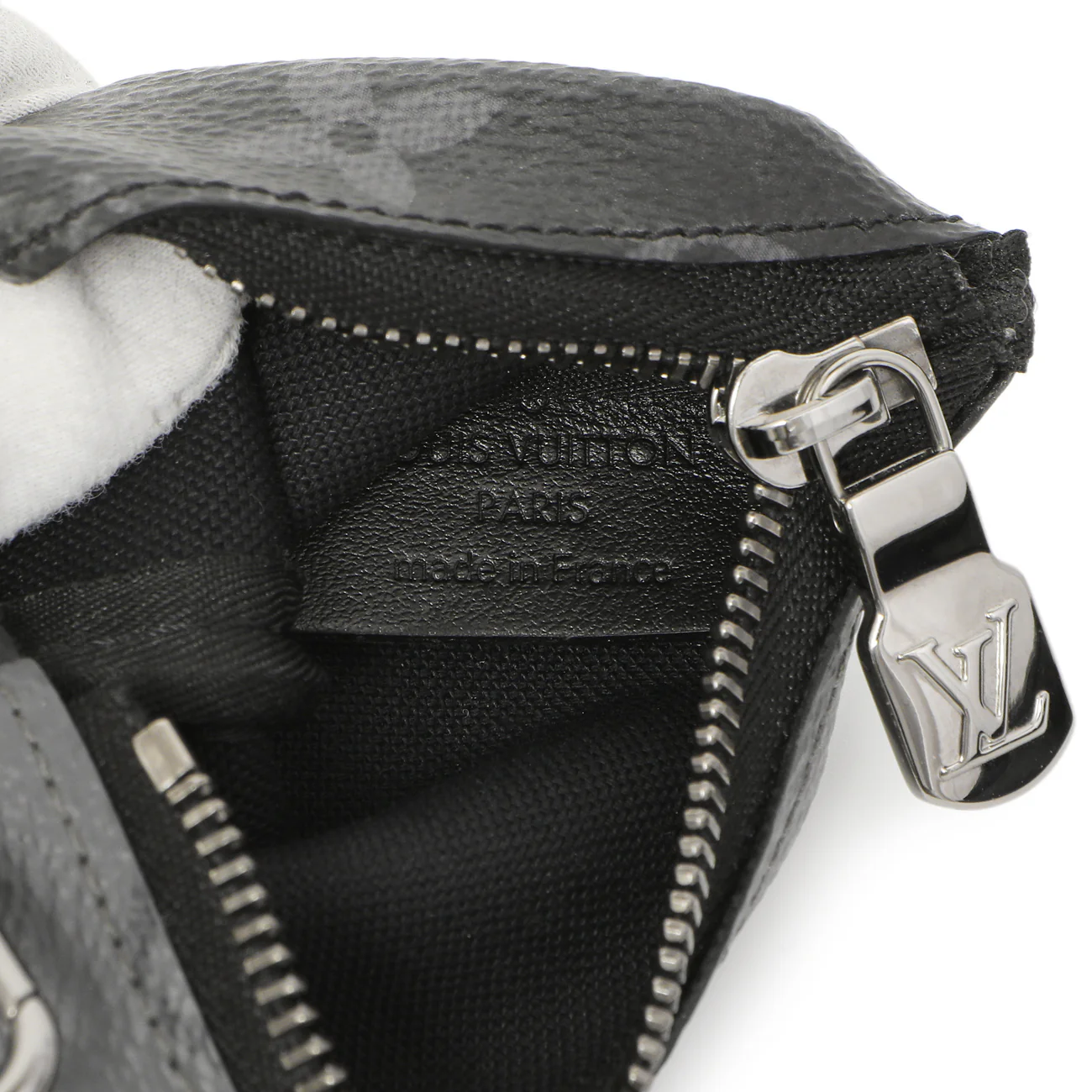 Louis Vuitton Monogram Eclipse Reverse Trio Messenger - Image 12