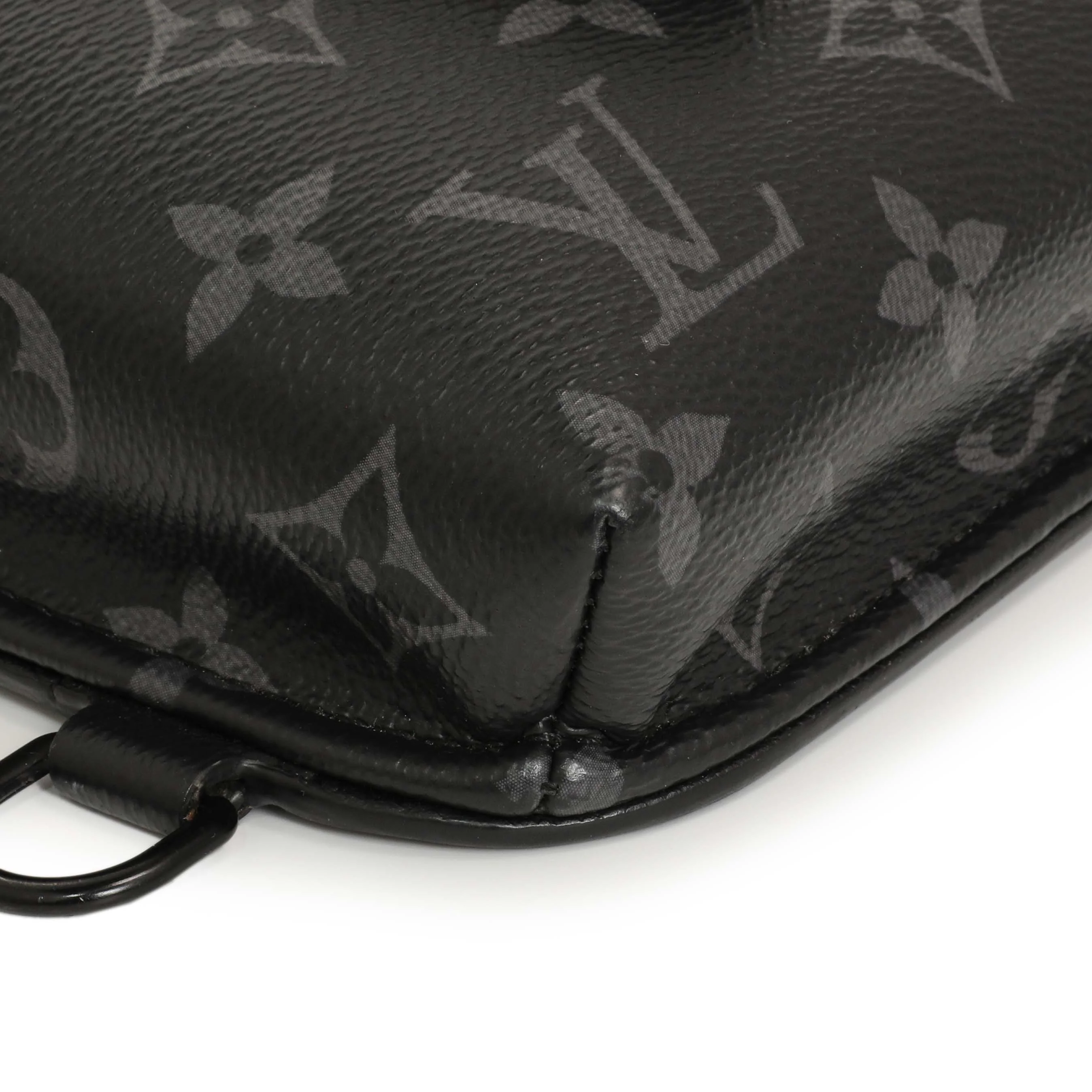 Louis Vuitton Monogram Eclipse Saumur Slingbag - Image 4
