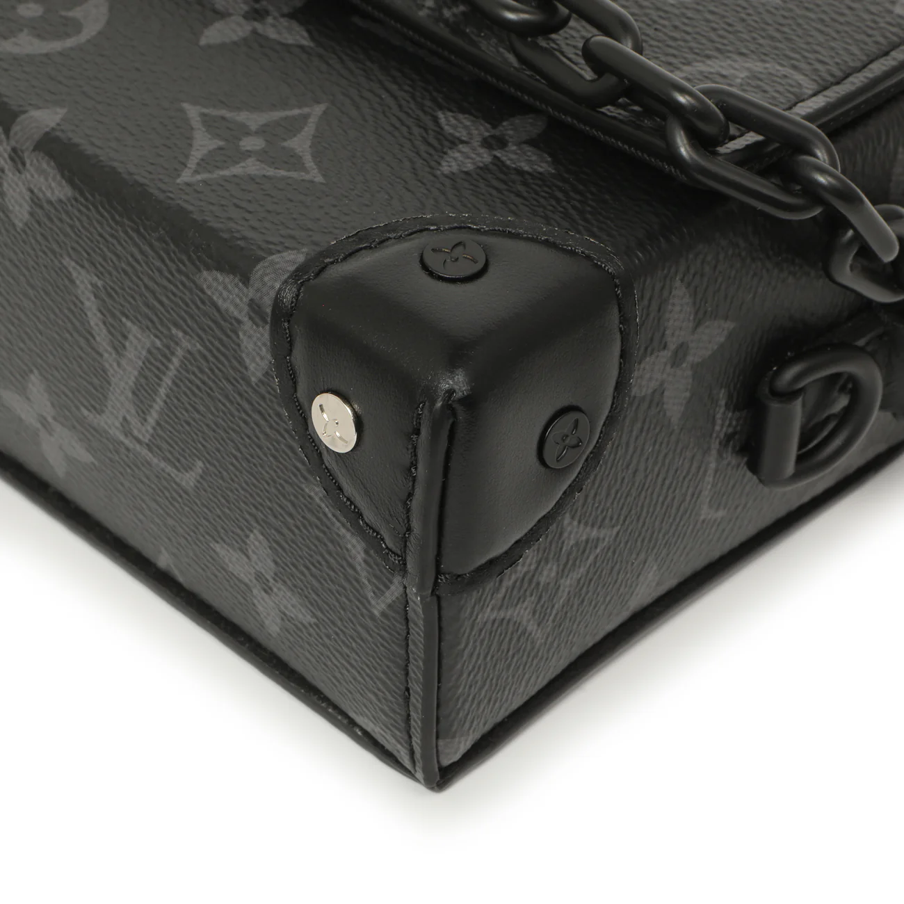 Louis Vuitton Monogram Eclipse Steamer Wearable Wallet - Image 5