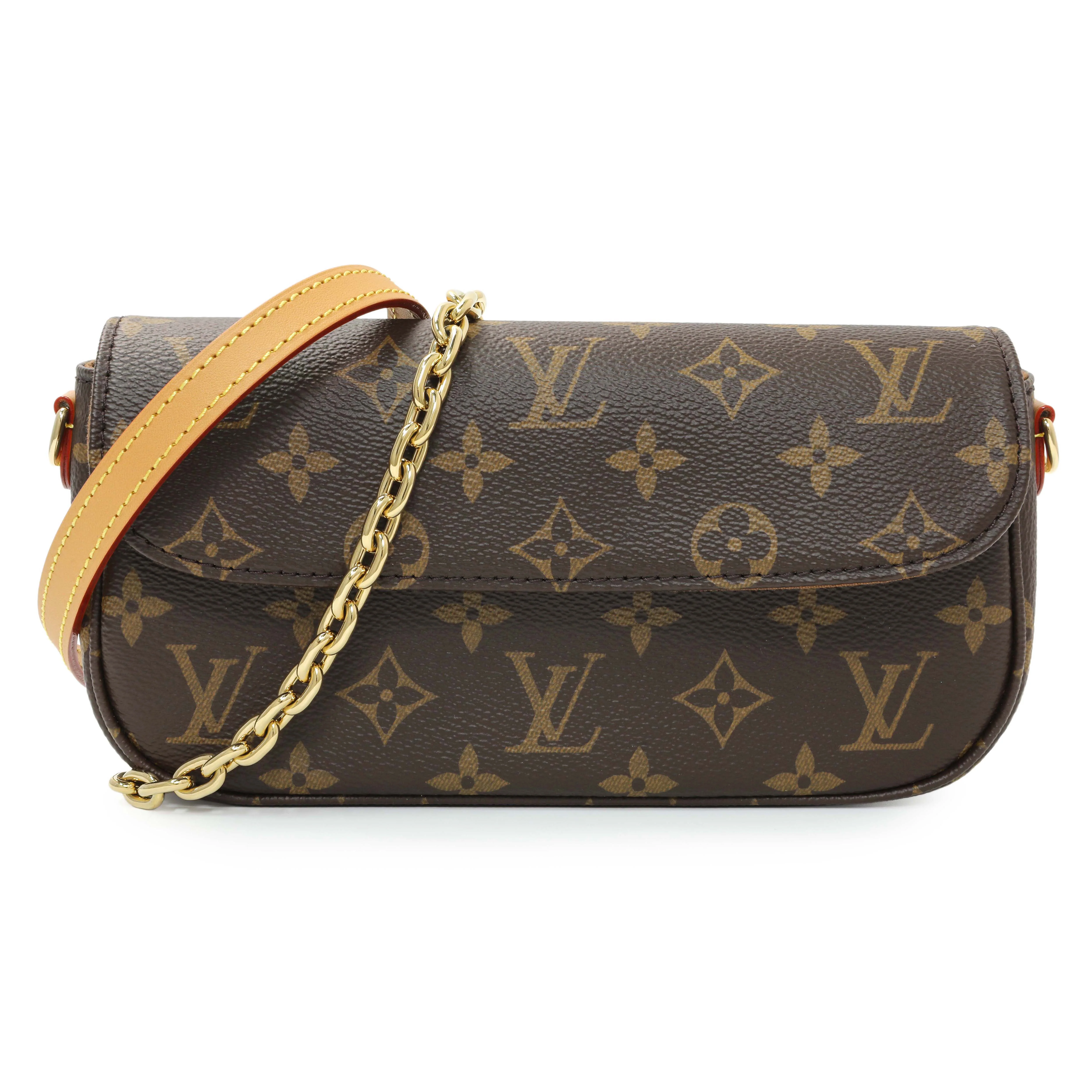 Louis Vuitton Monogram Ivy Wallet On Chain