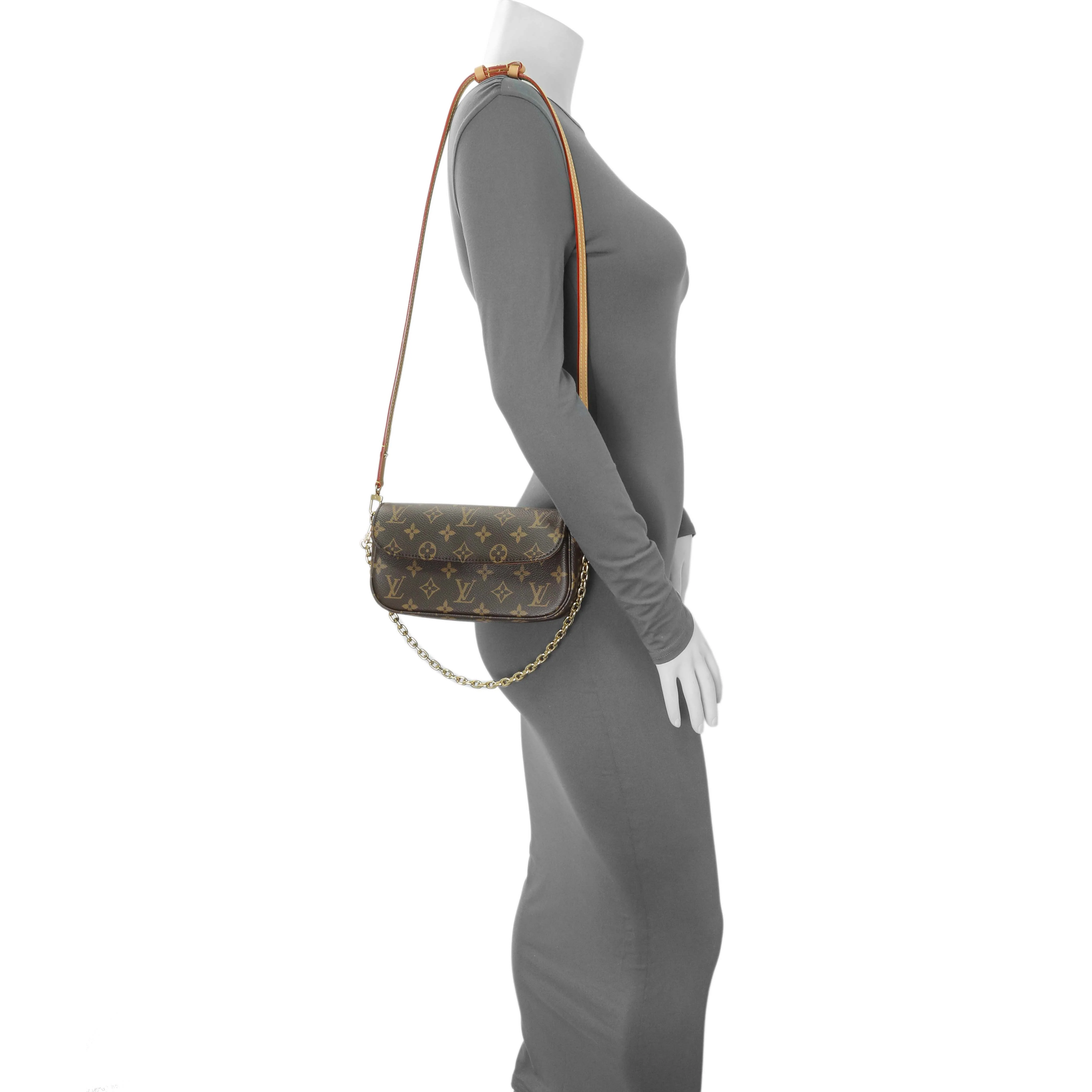 Louis Vuitton Monogram Ivy Wallet On Chain - Image 6