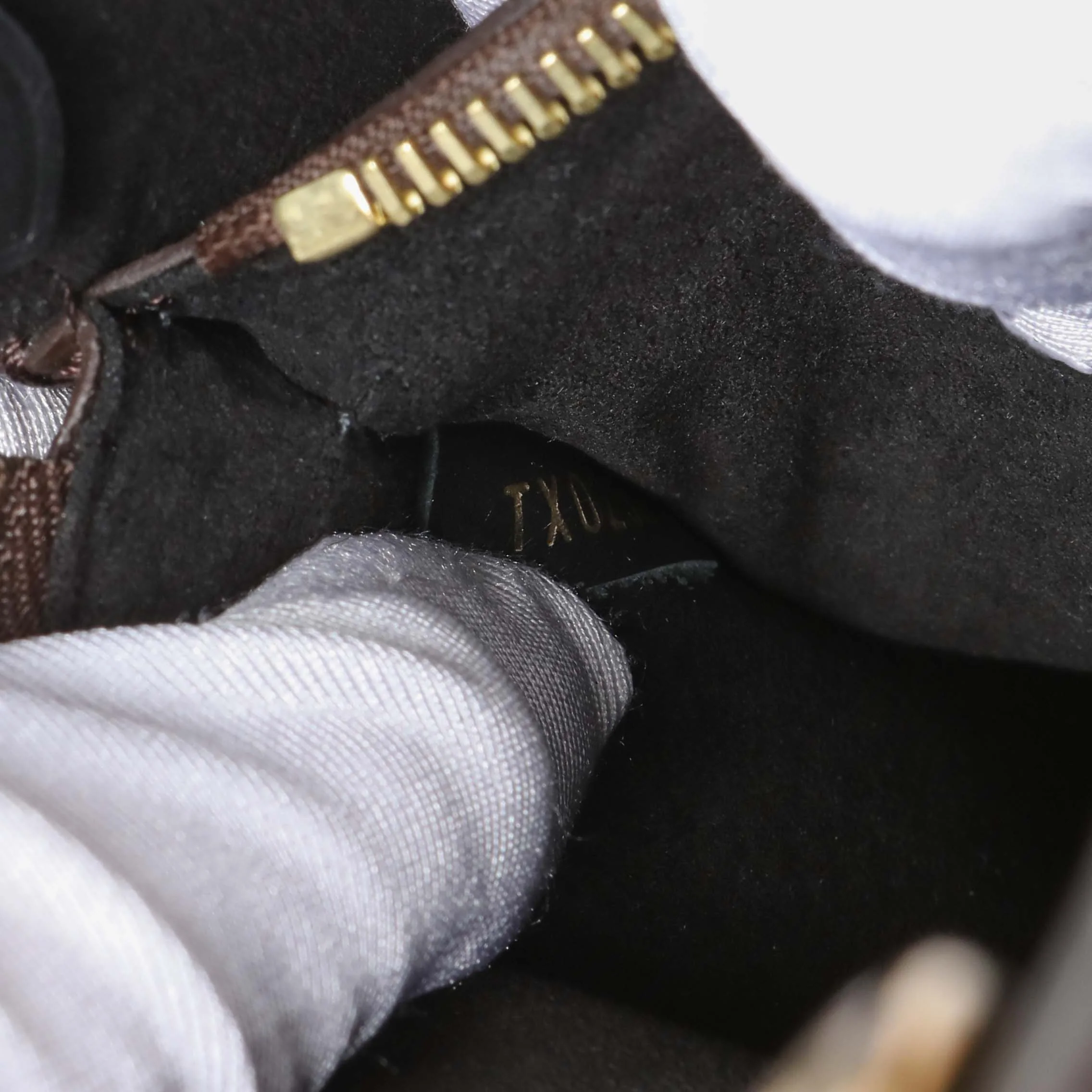 Louis Vuitton Monogram Neonoe MM - Image 6