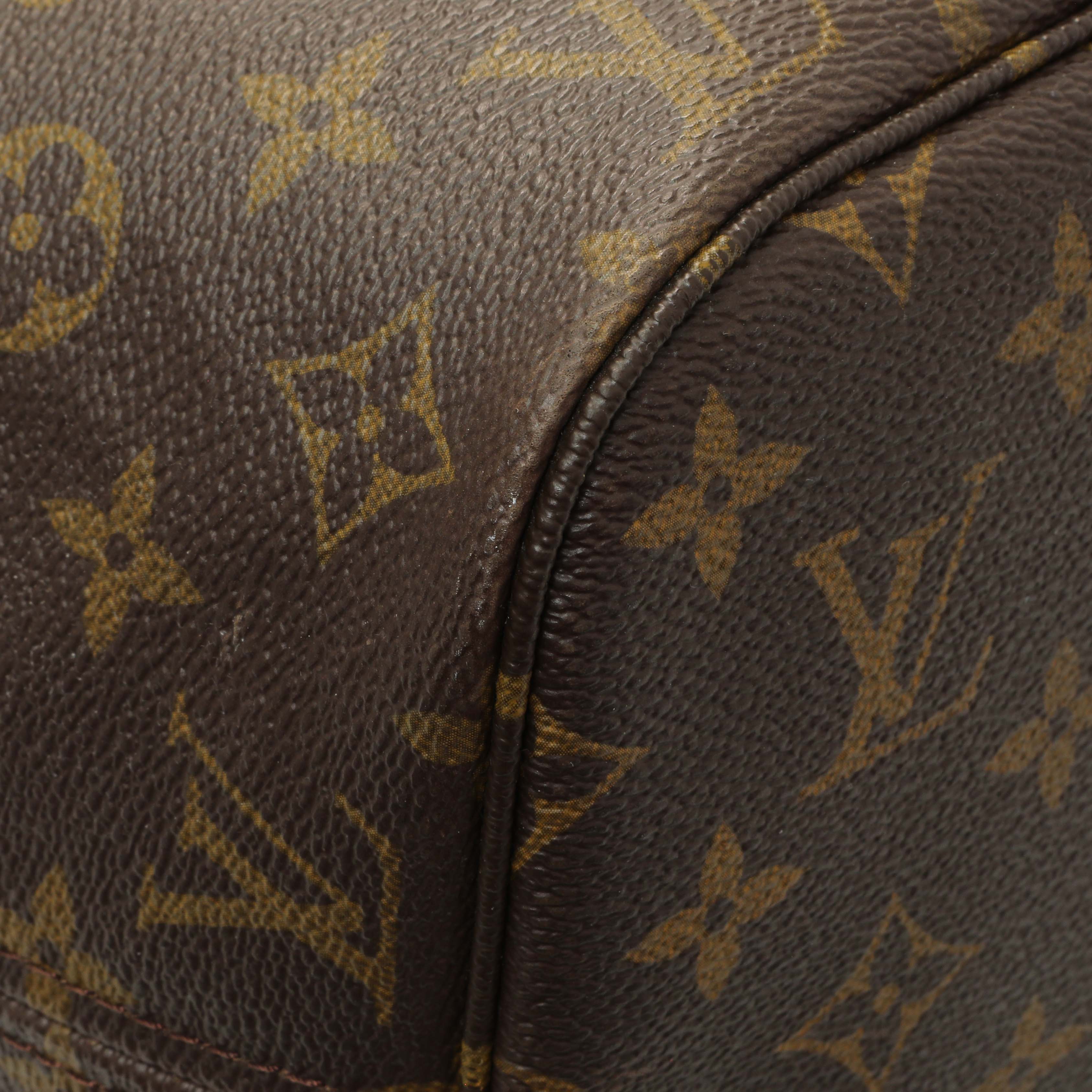 Louis Vuitton Monogram Neverfull MM - Image 4