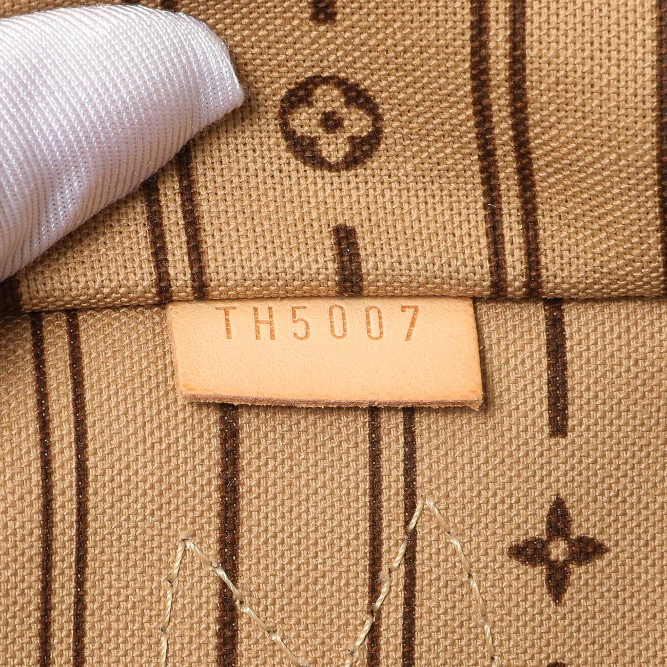 Louis Vuitton Monogram Neverfull PM - Image 10