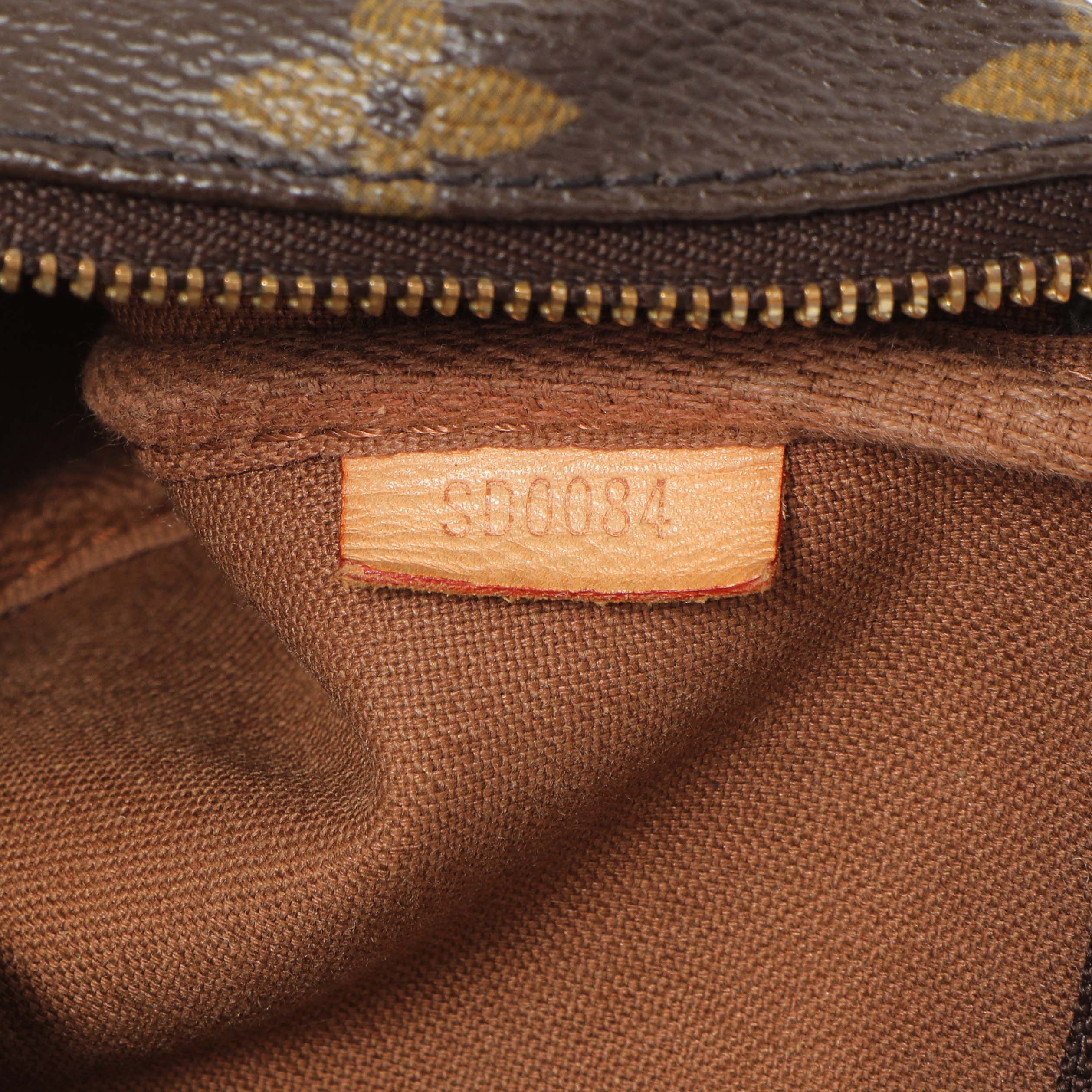 Louis Vuitton Monogram Pochette Accessoires - Image 10