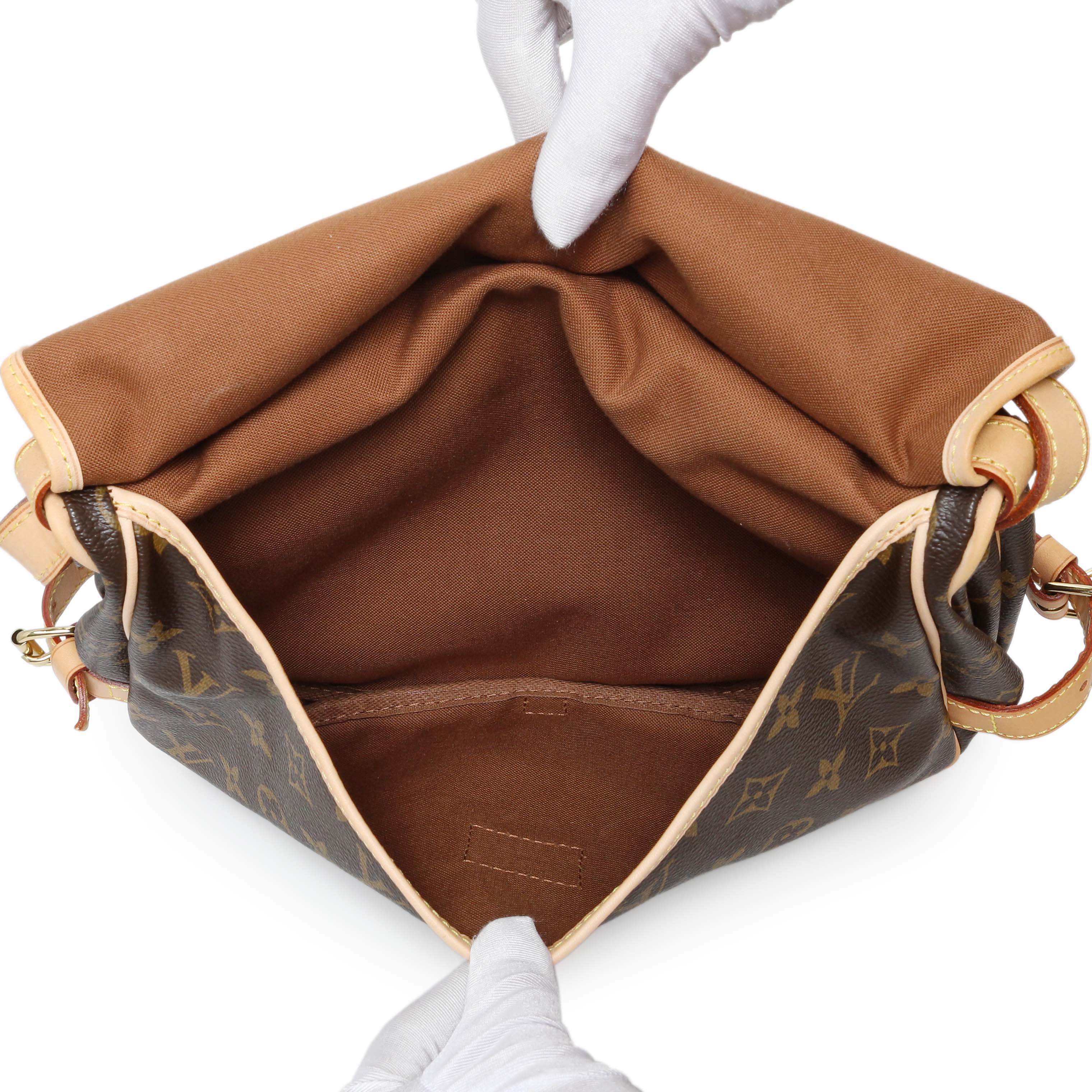 Louis Vuitton Monogram Saumur 30 - Image 4