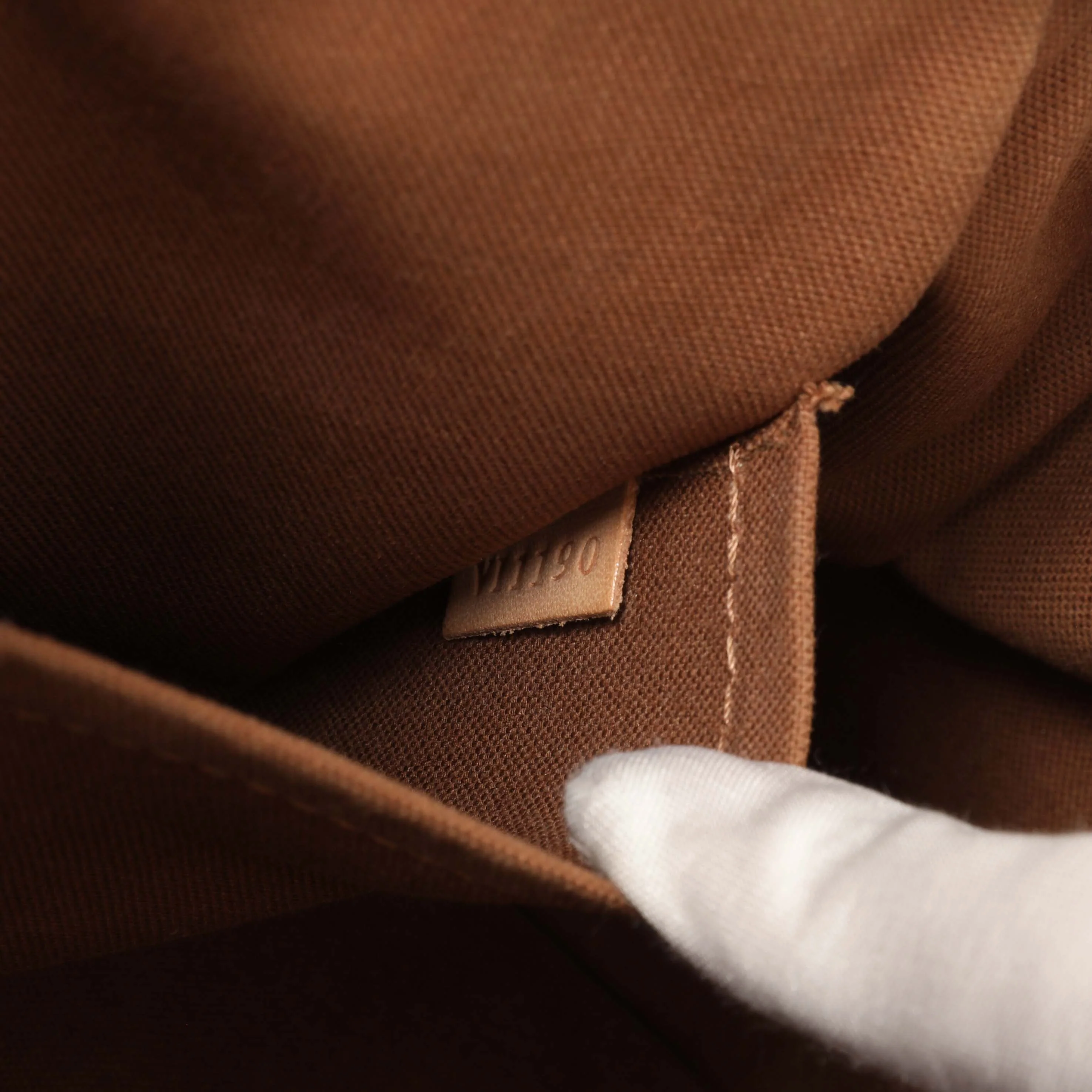 Louis Vuitton Monogram Tivoli PM - Image 10