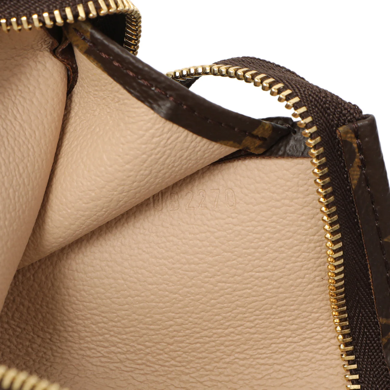 Louis Vuitton Monogram Toiletry Pouch 26 - Image 5