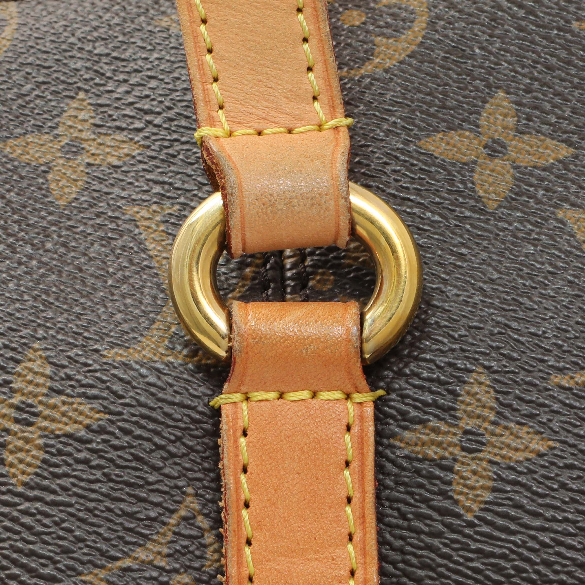 Louis Vuitton Monogram Totally MM - Image 11