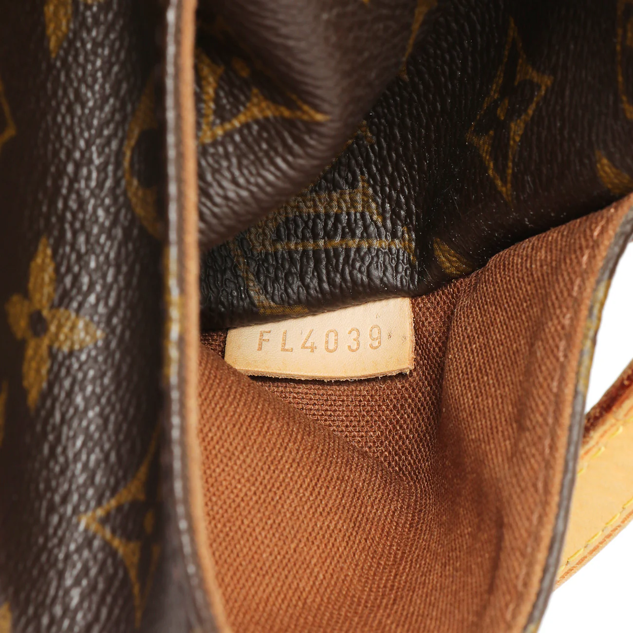 Louis Vuitton Monogram Totally PM - Image 5