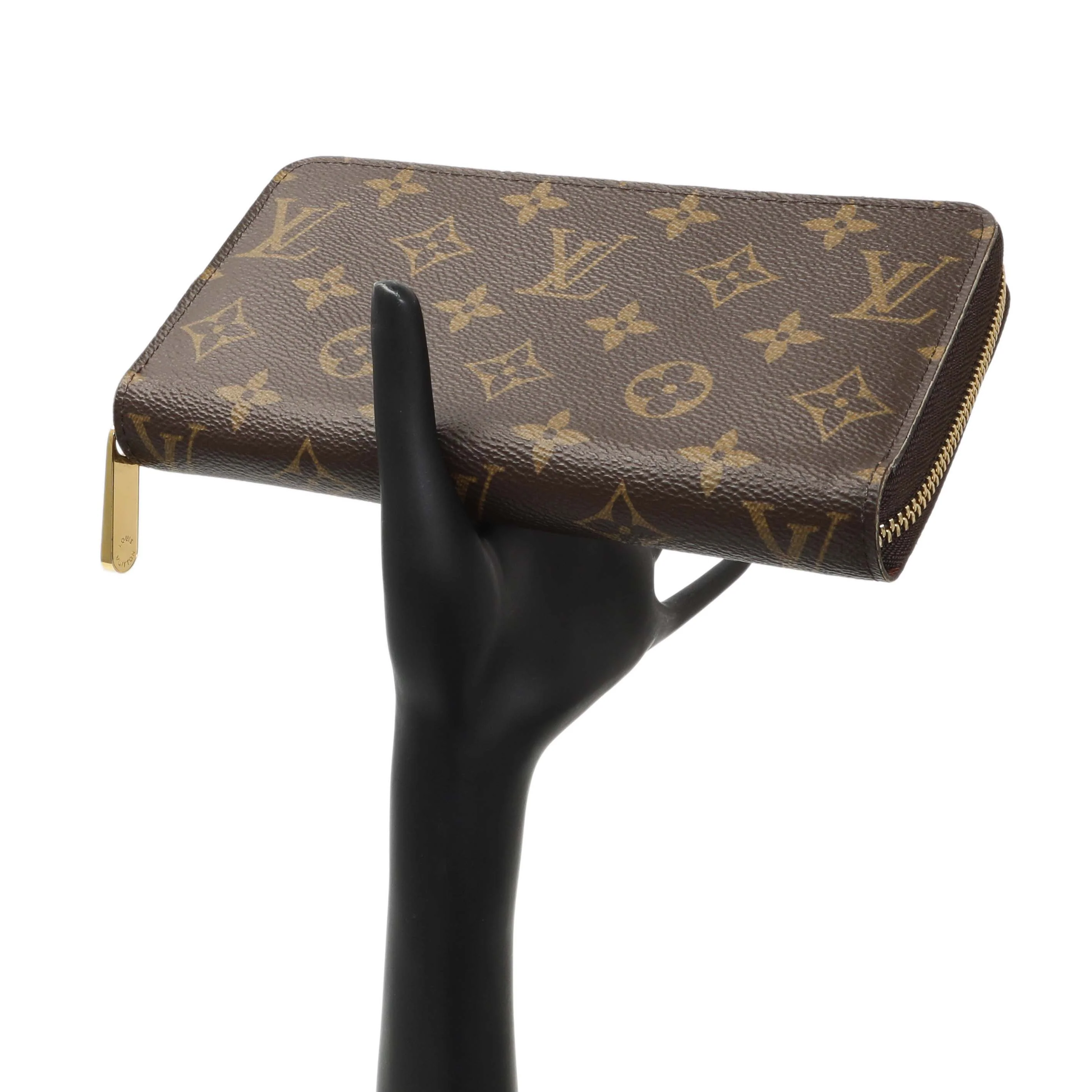 Louis Vuitton Monogram Zippy Wallet - Image 9