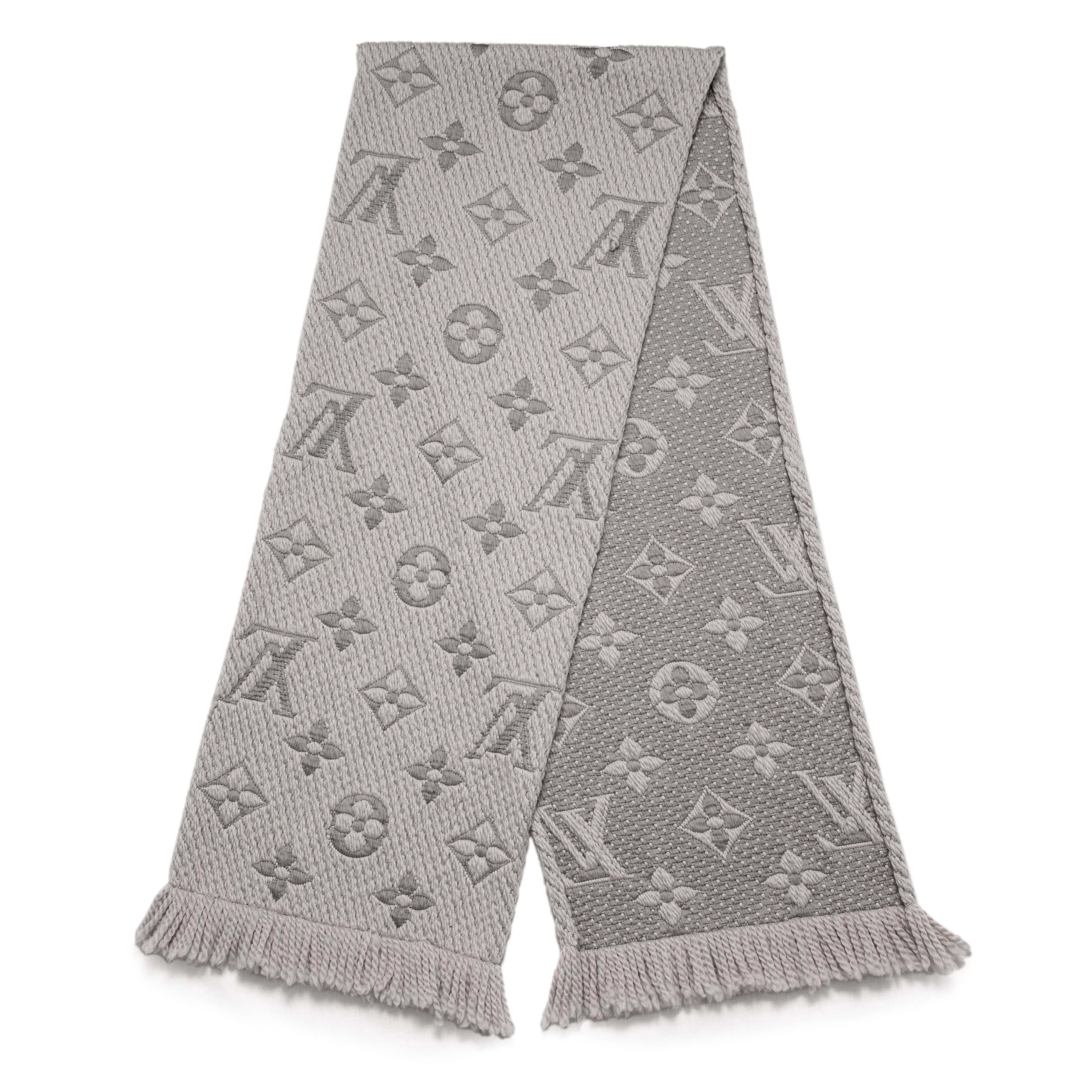 Louis Vuitton Pearl Grey Wool Silk Logomania Scarf - Image 2