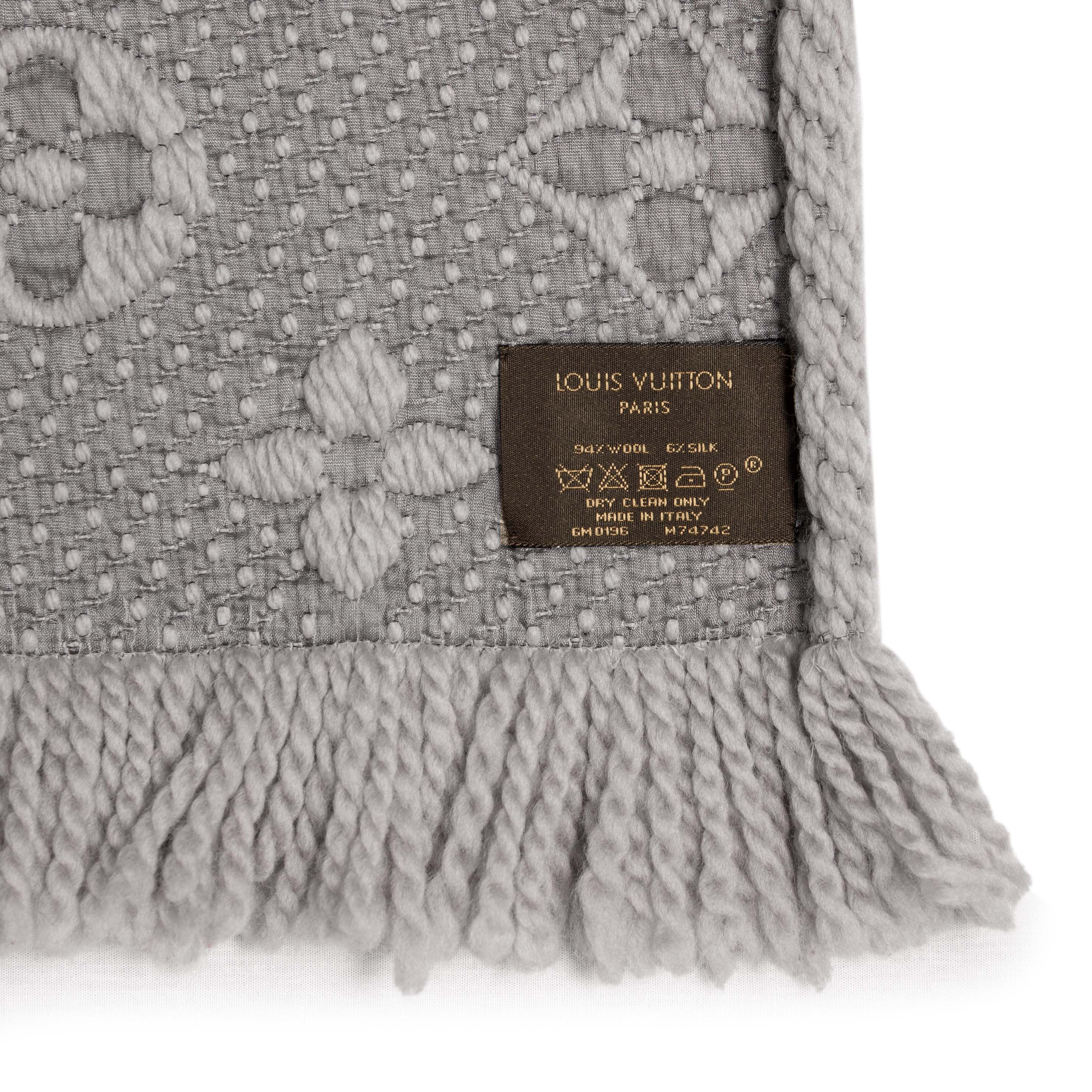 Louis Vuitton Pearl Grey Wool Silk Logomania Scarf - Image 3
