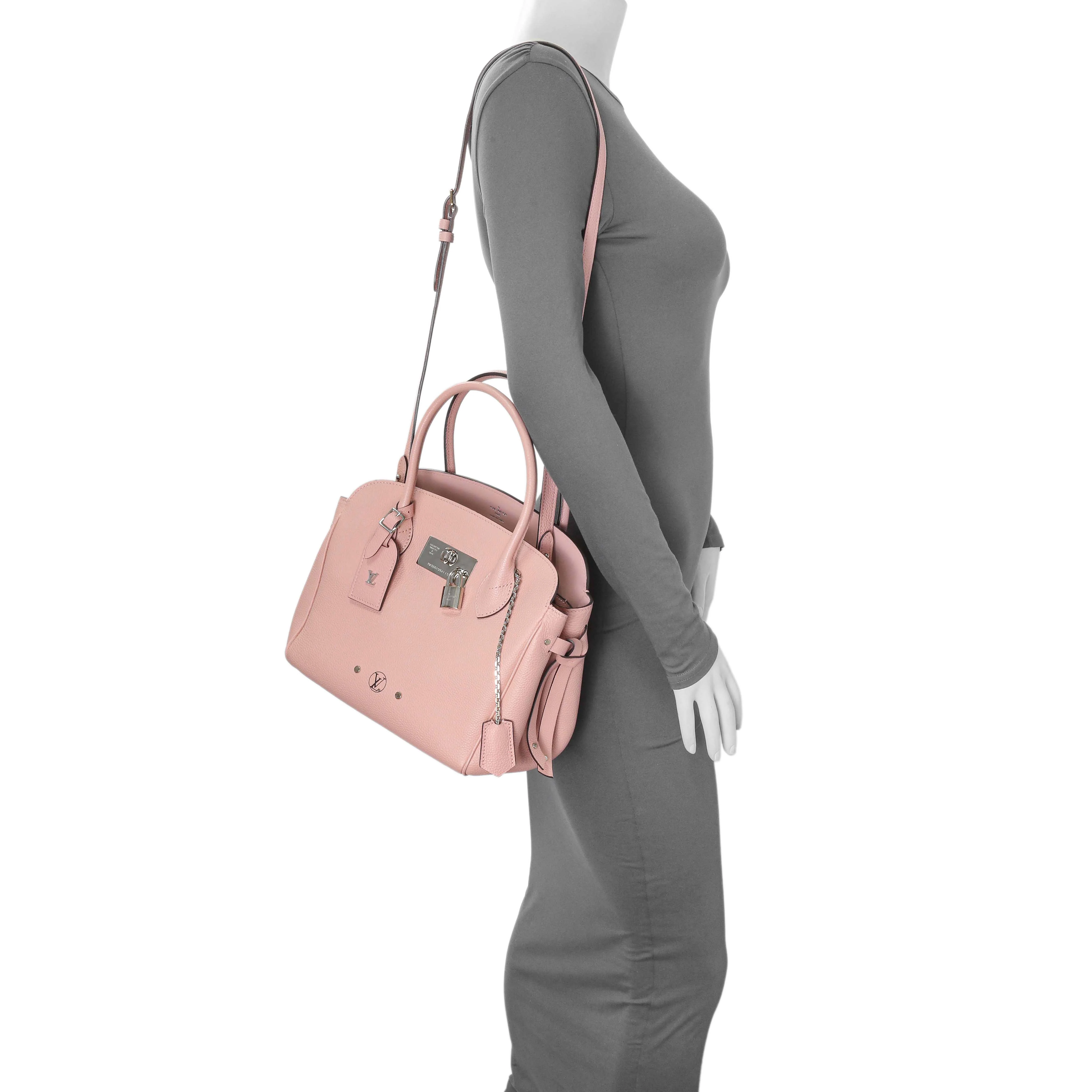 Louis Vuitton Pink Milla PM - Image 10