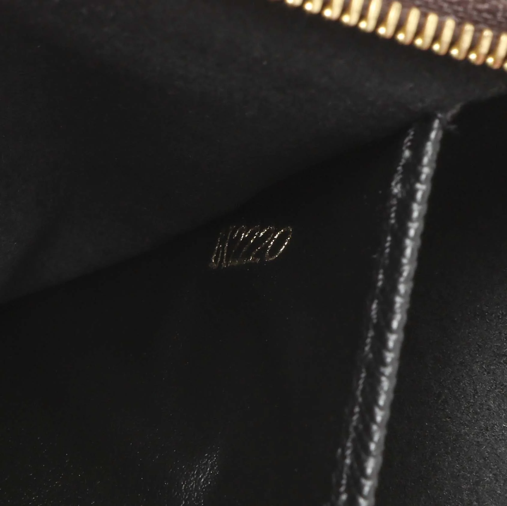 Louis Vuitton Reverse Monogram Giant Double Zip Pochette - Image 6