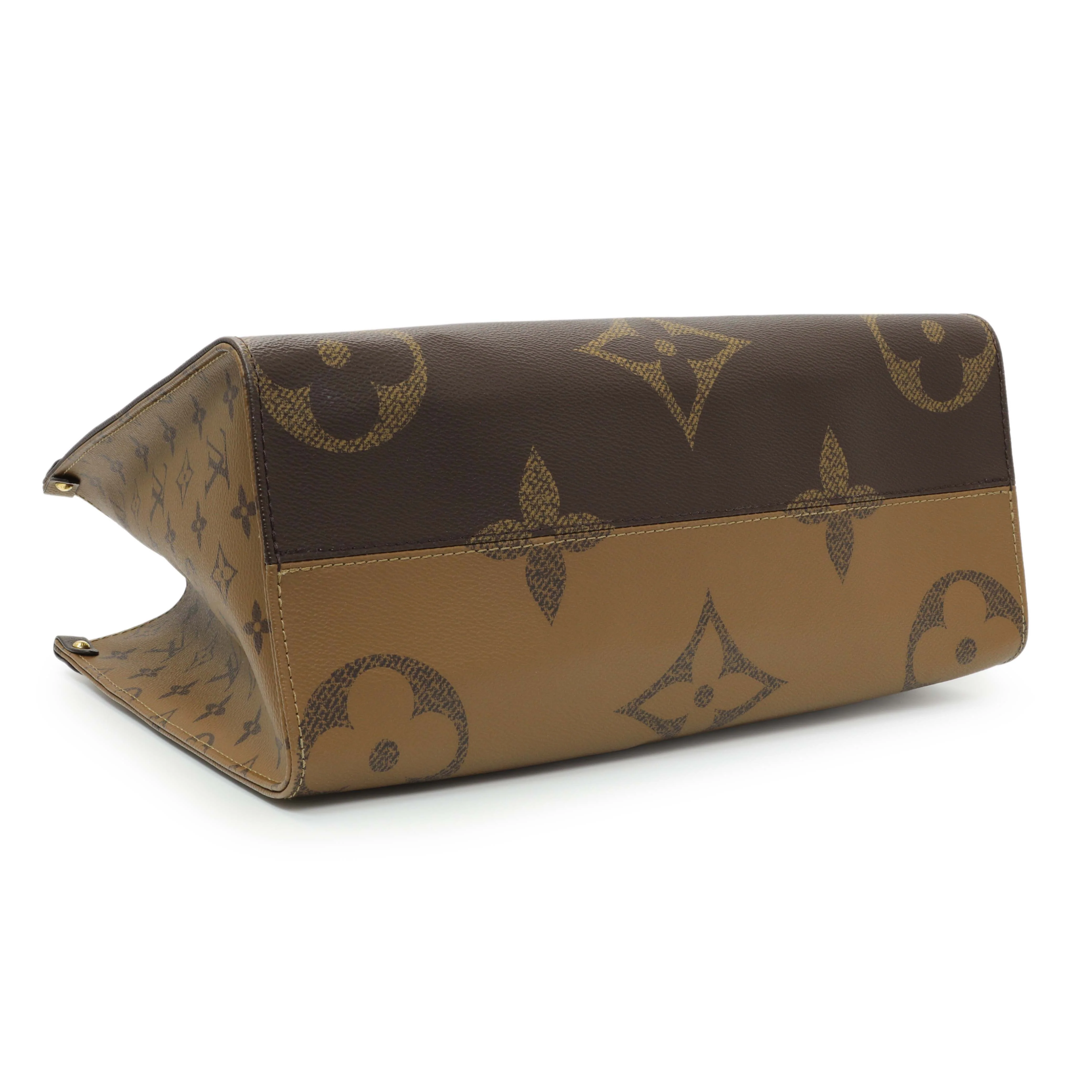 Louis Vuitton Reverse Monogram Giant Onthego MM - Image 3