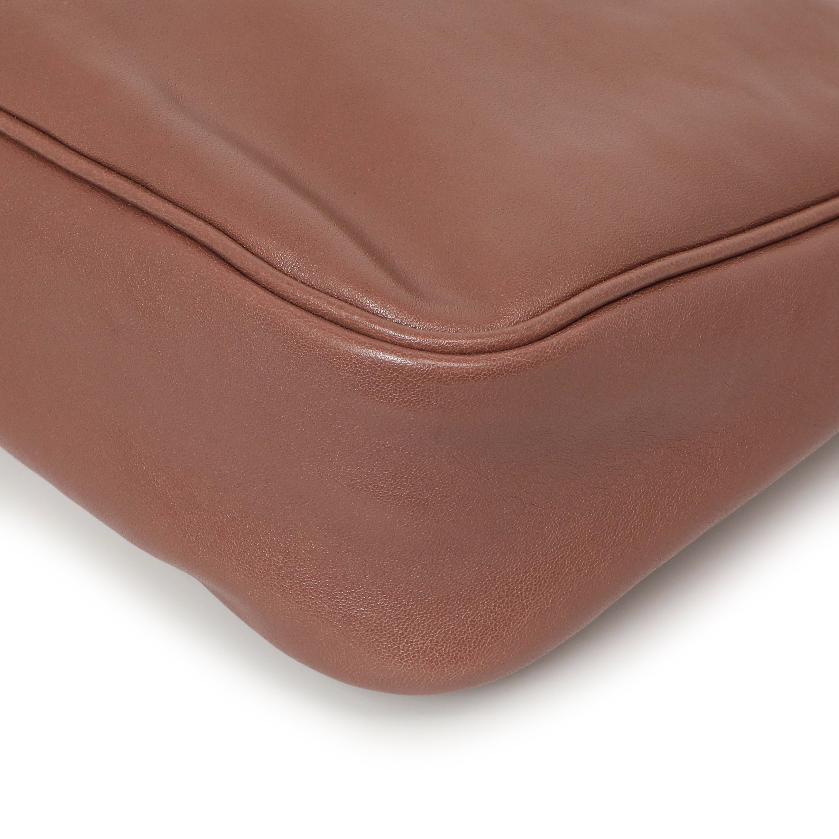 Louis Vuitton Rose Cuir Boudoir Pochette Accessoires MM - Image 5