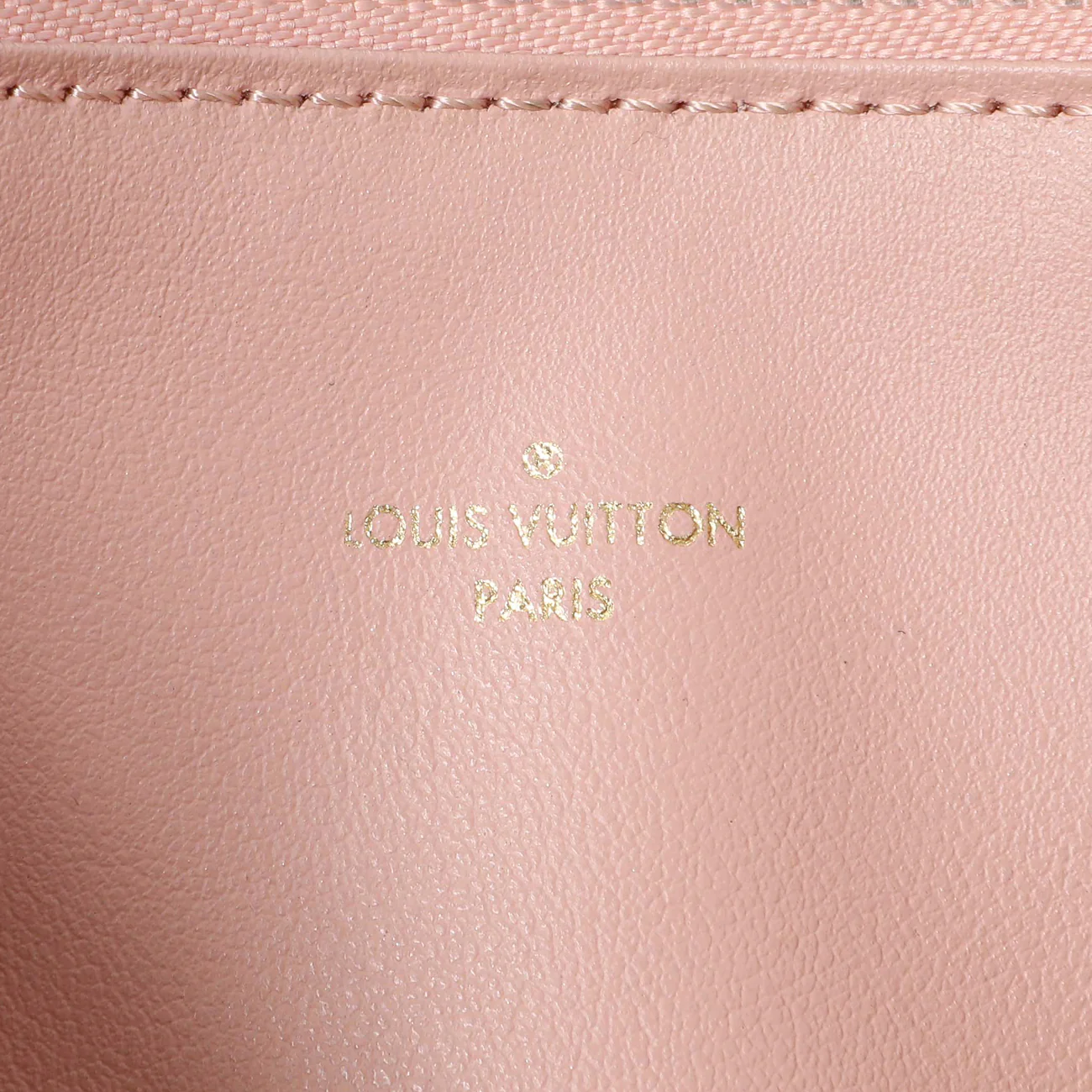 Louis Vuitton Rose Poudre Empreinte Felicie Chain Wallet Zippered Insert - Image 5
